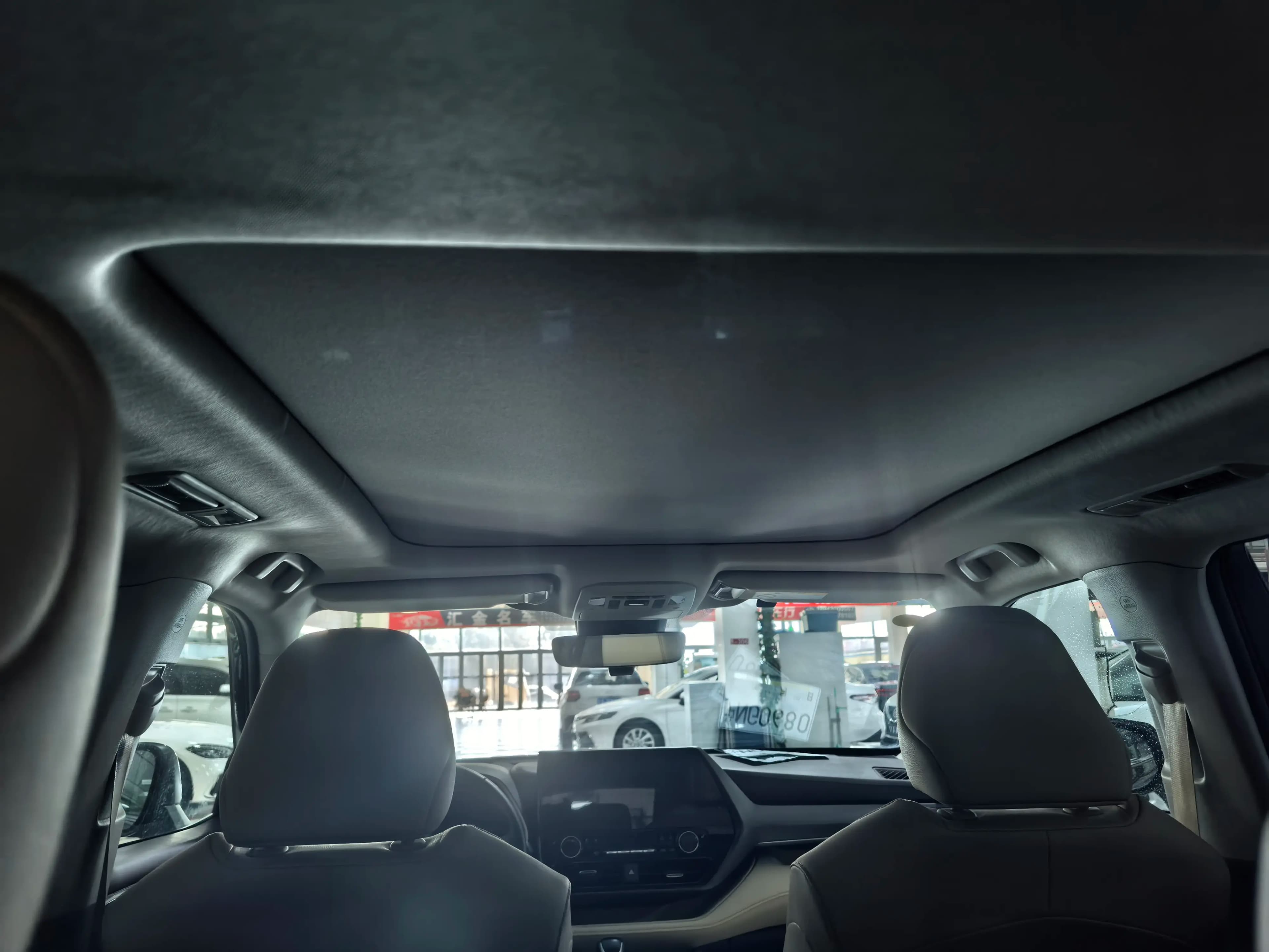 Toyota Highlander 2021 г. 37108 км. — фото 11