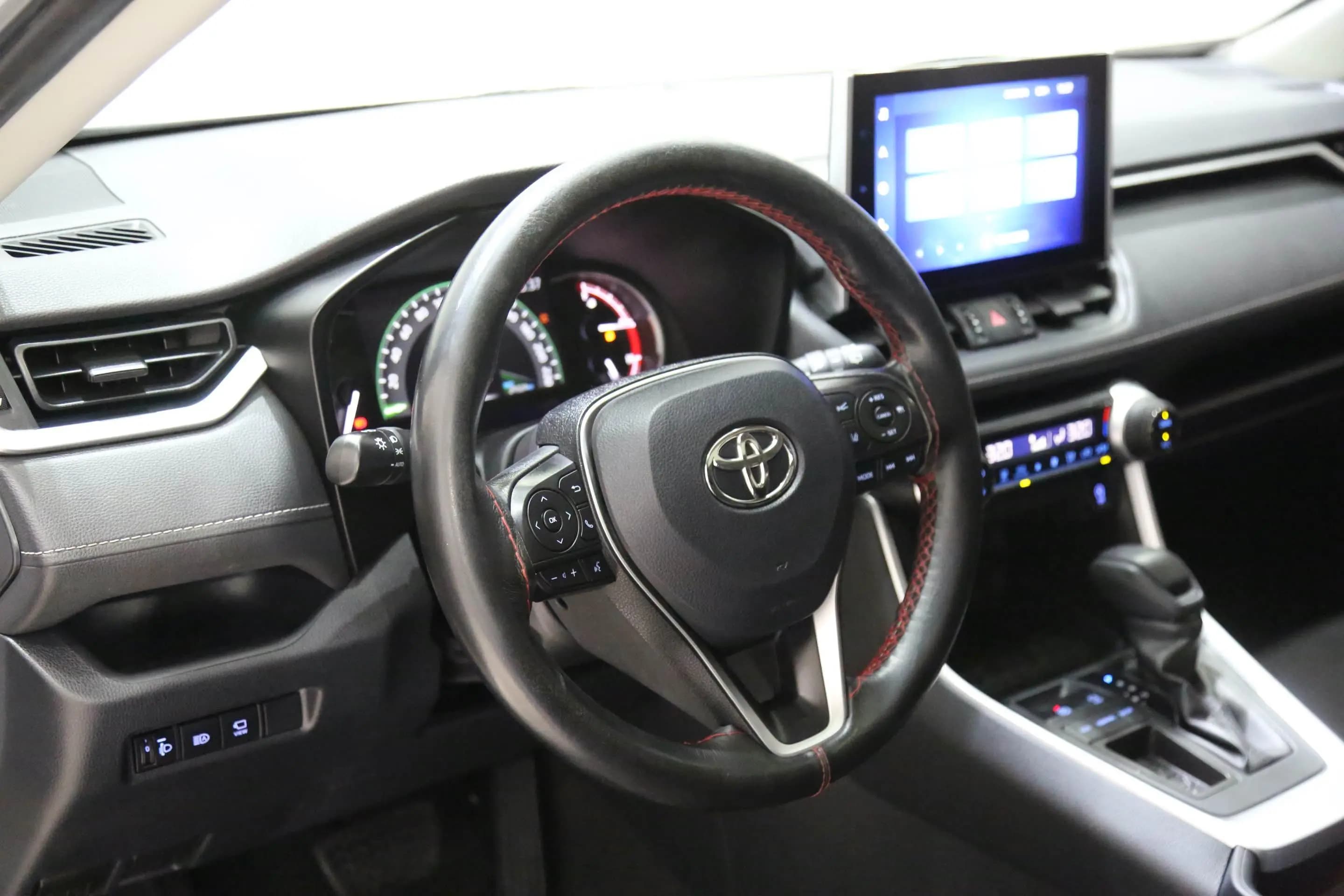Toyota RAV4 2021 г. 29072 км. — фото 16