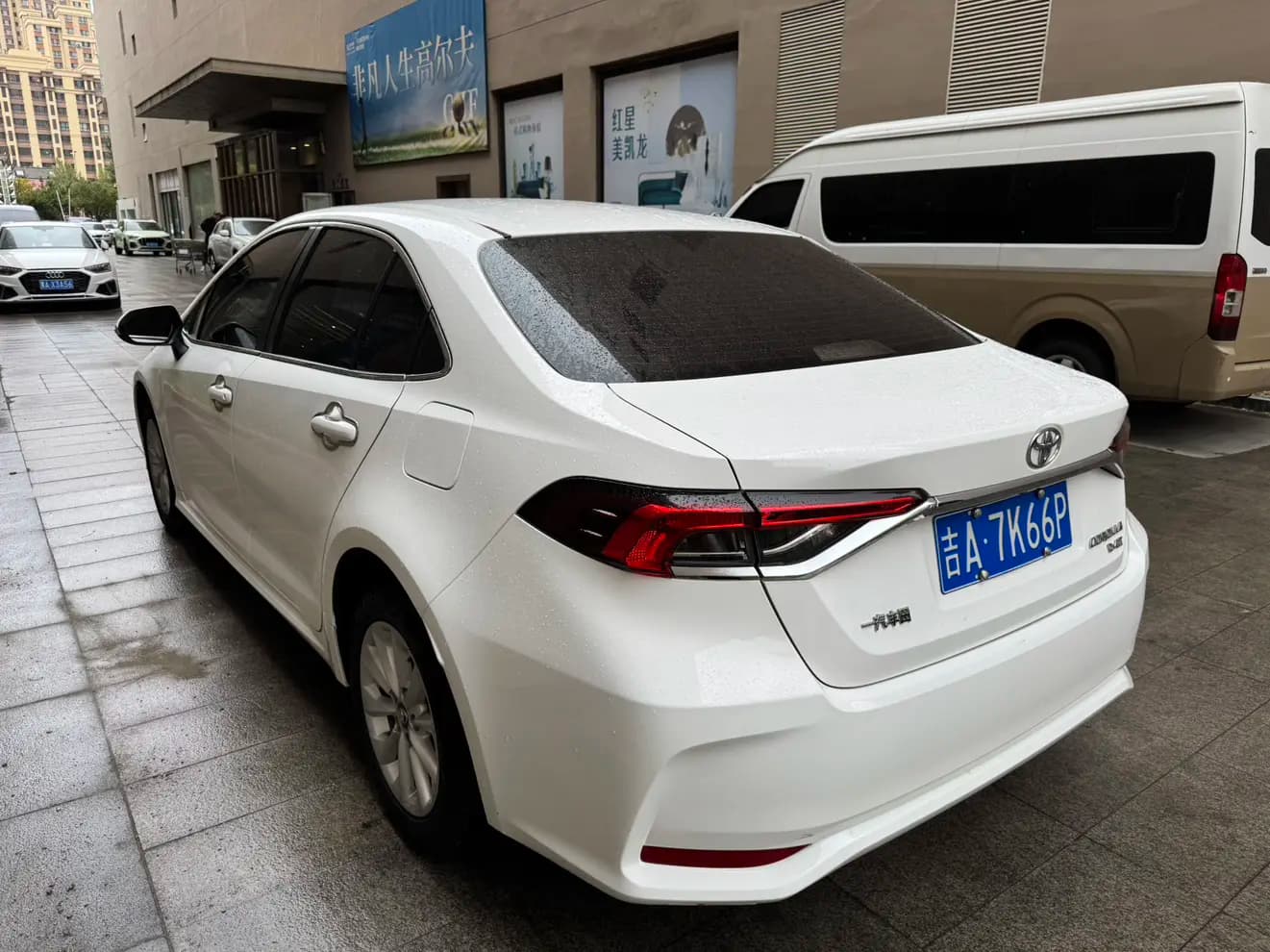 Toyota Corolla 2022 г. 66117 км. — фото 4