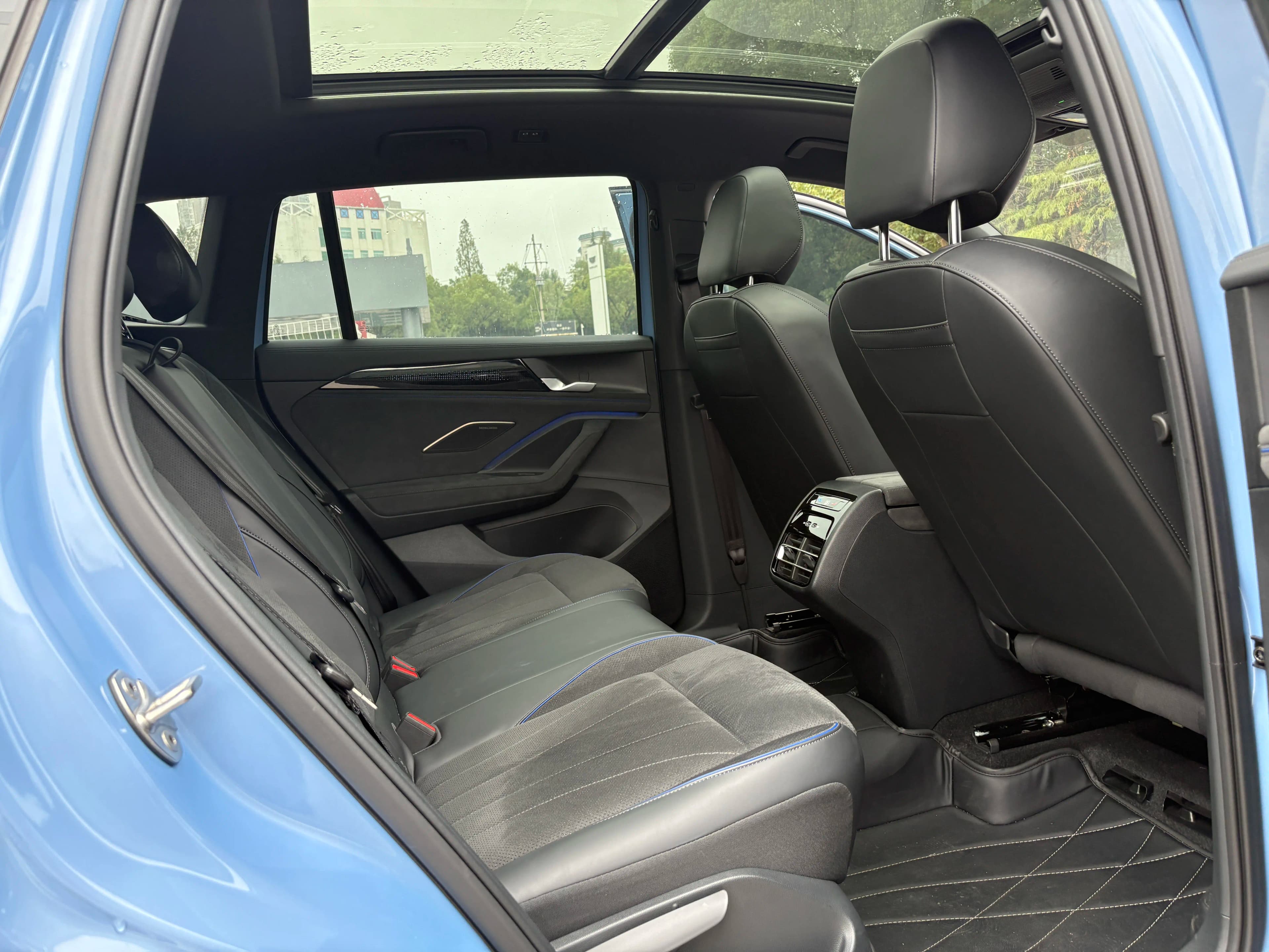 Volkswagen Tiguan L 2024 г. 3117 км. — фото 15