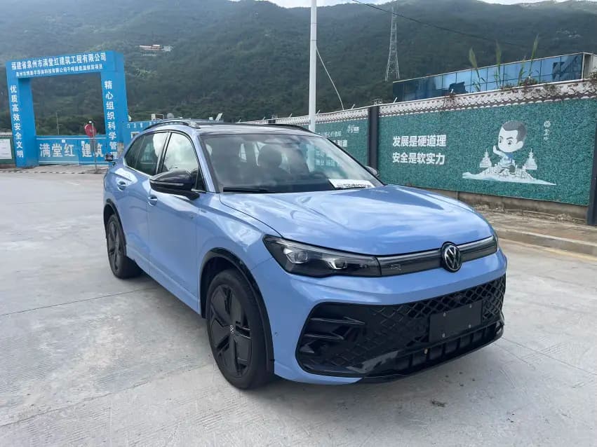 Volkswagen Tiguan L 2024 г. 2518 км. — фото 3
