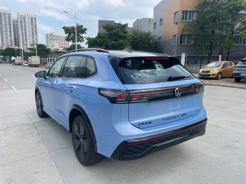 Volkswagen Tiguan L 2024 г. 2518 км. — фото 4