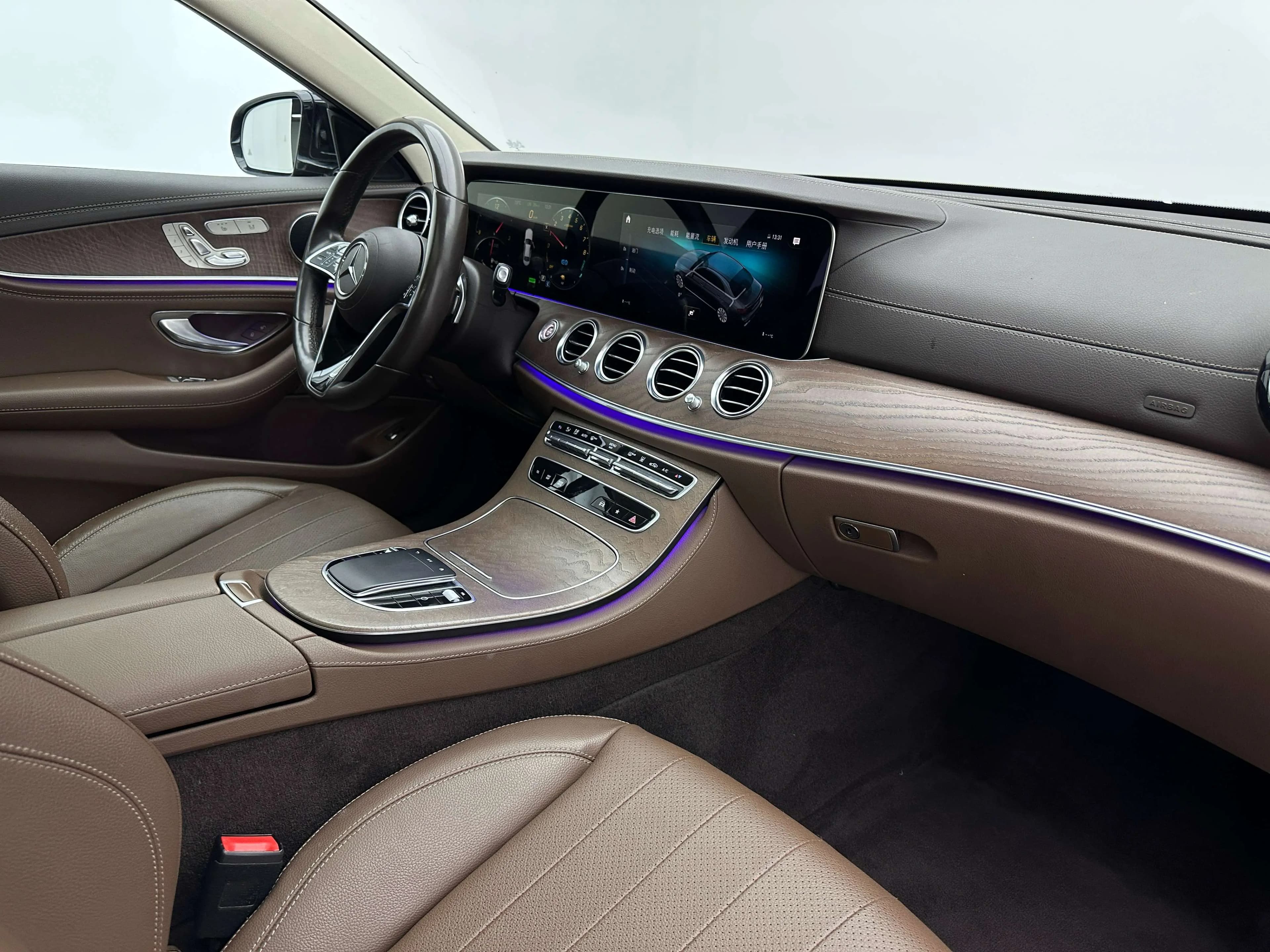 Mercedes-Benz E-Class PHEV 2022 г. 93087 км. — фото 20