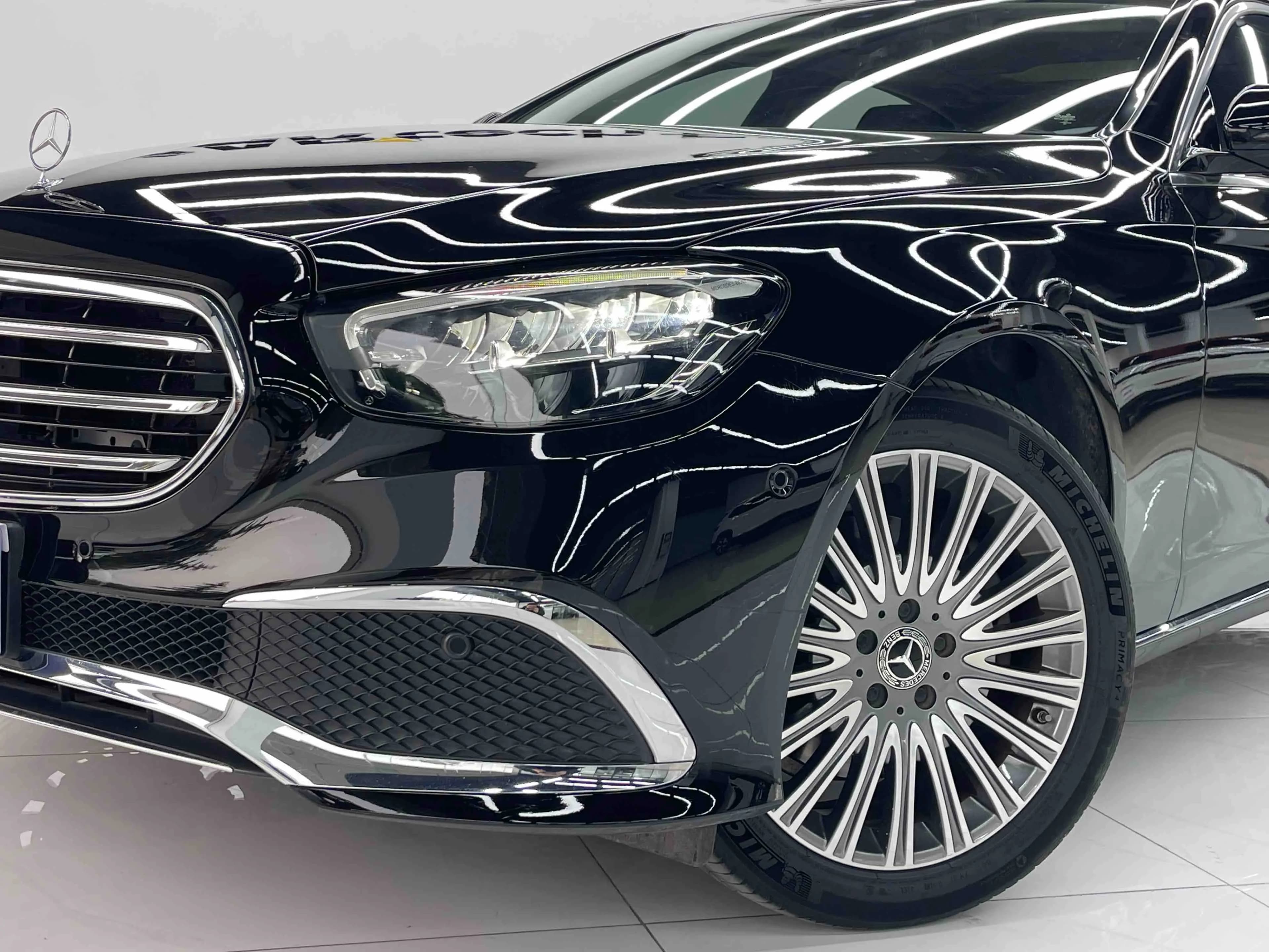 Mercedes-Benz E-Class 2022 г. 46087 км. — фото 5
