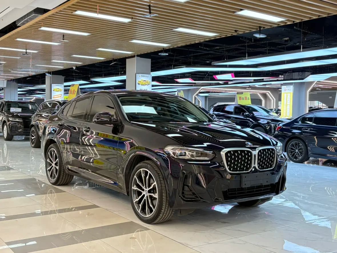 BMW X4 2024 г. 15030 км. — фото 9