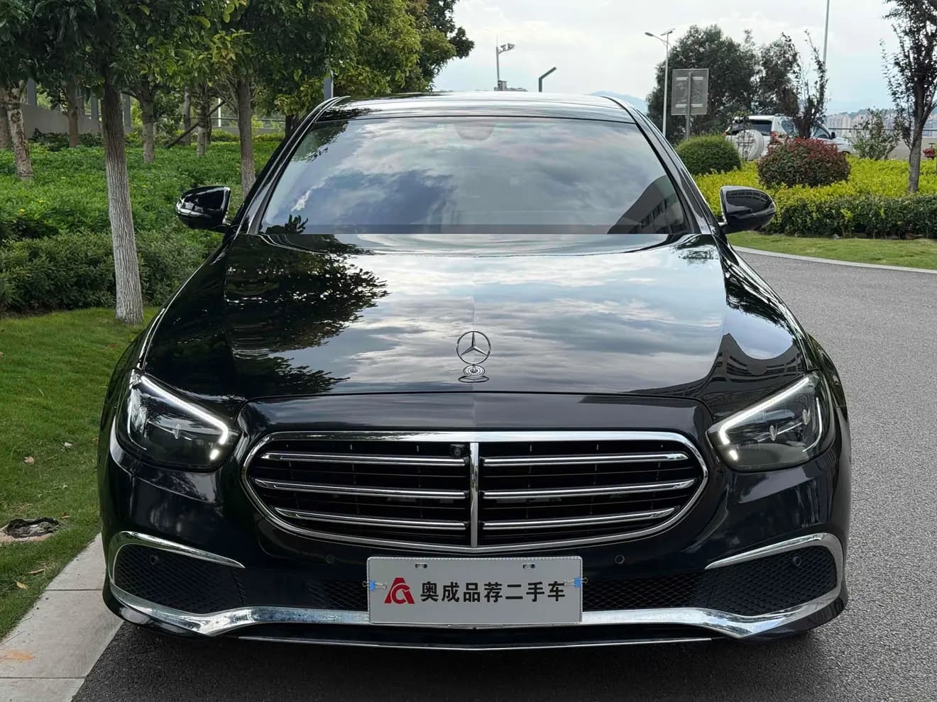 Mercedes-Benz E-Class 2023 г. 28089 км. — фото 2