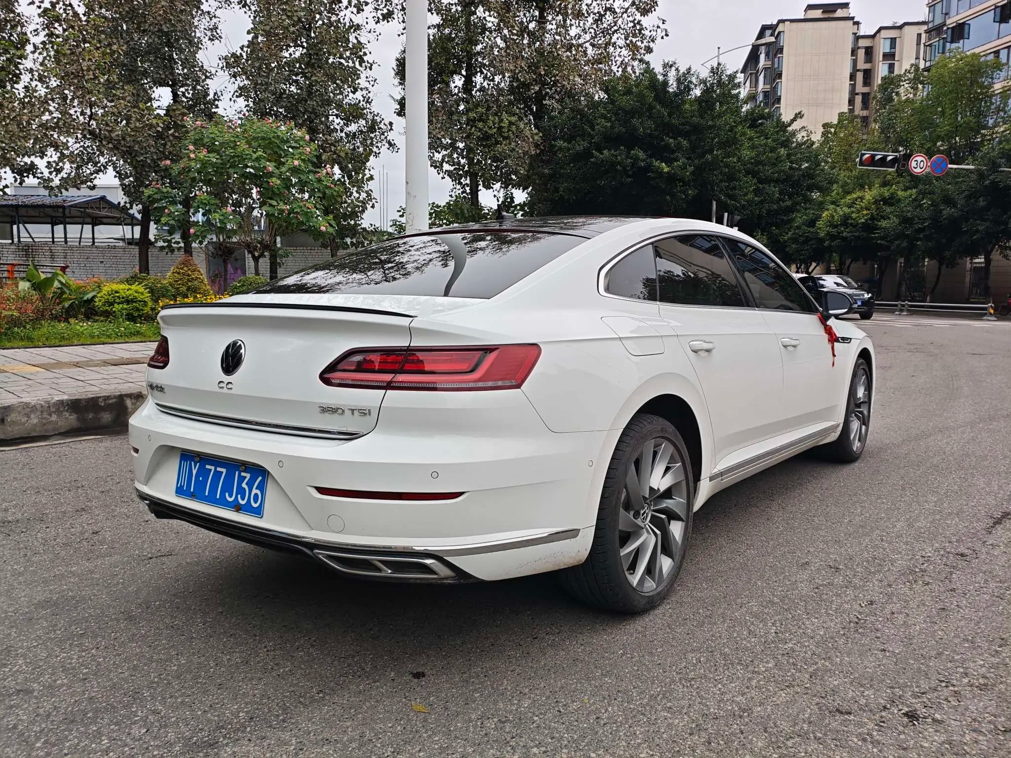 Volkswagen Arteon 2022 г. 42102 км. — фото 6