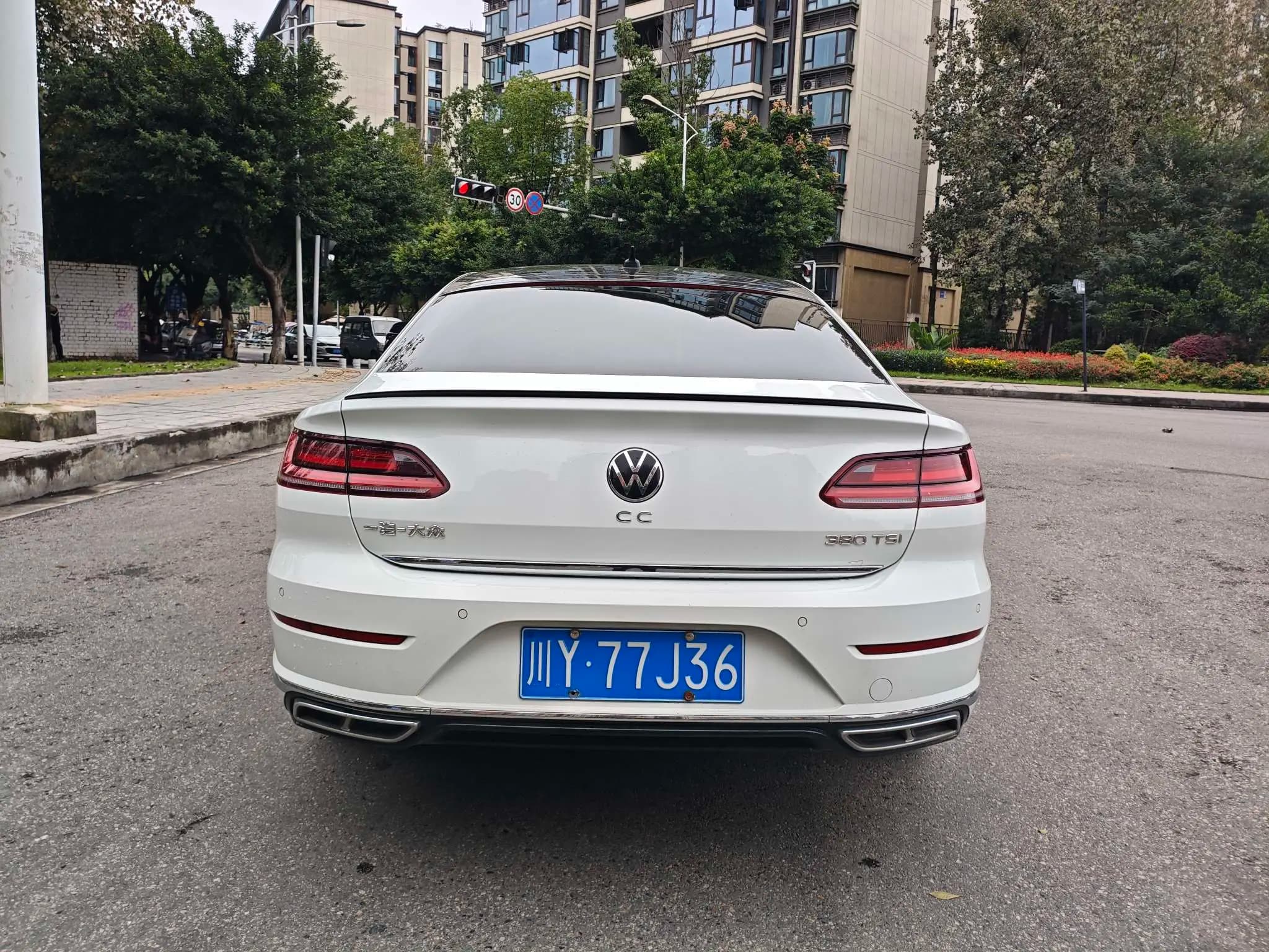 Volkswagen Arteon 2022 г. 42102 км. — фото 10