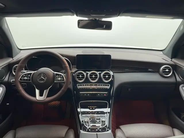 Mercedes-Benz GLC 2021 г. 68200 км. — фото 14