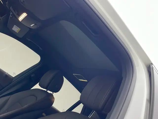 Mercedes-Benz GLC 2021 г. 68200 км. — фото 19