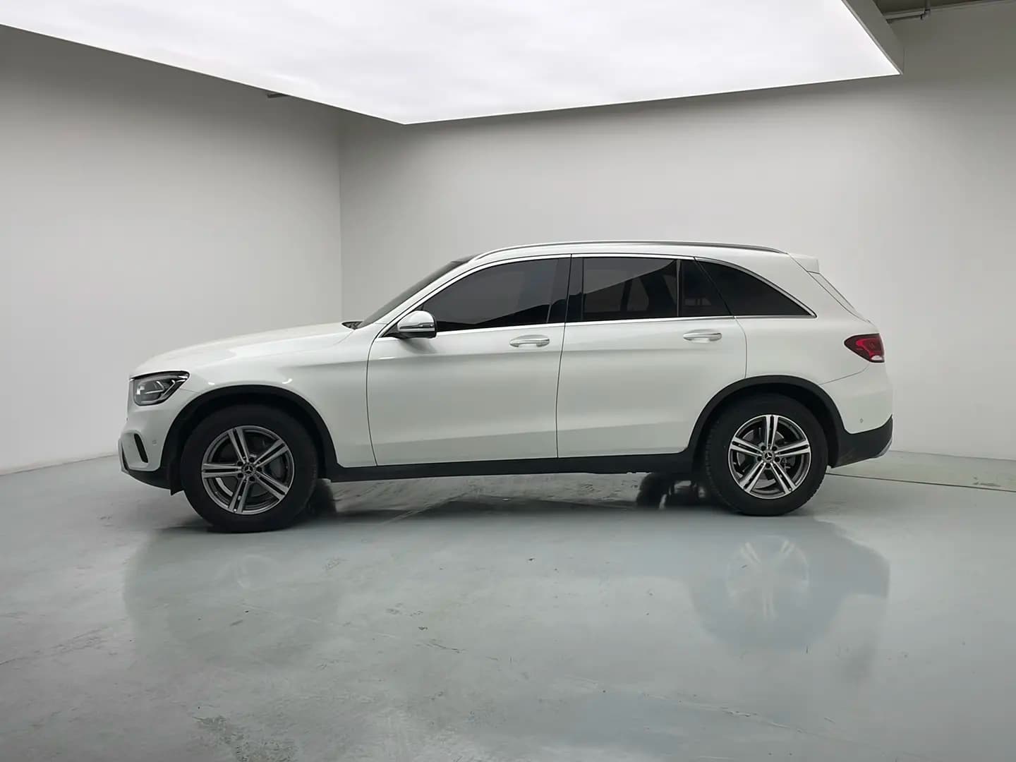 Mercedes-Benz GLC 2021 г. 68200 км. — фото 4