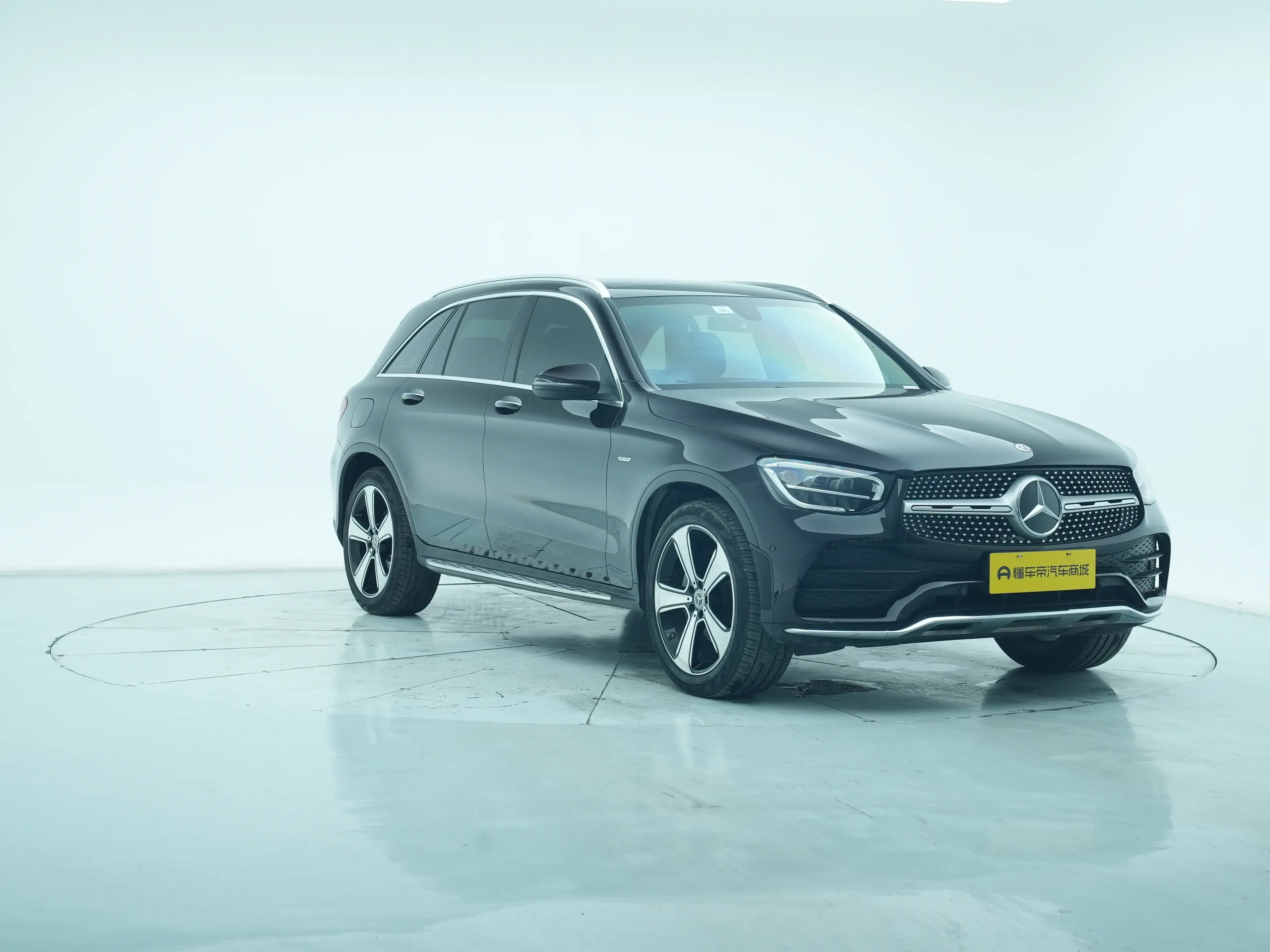 Mercedes-Benz GLC 2022 г. 80300 км. — фото 2