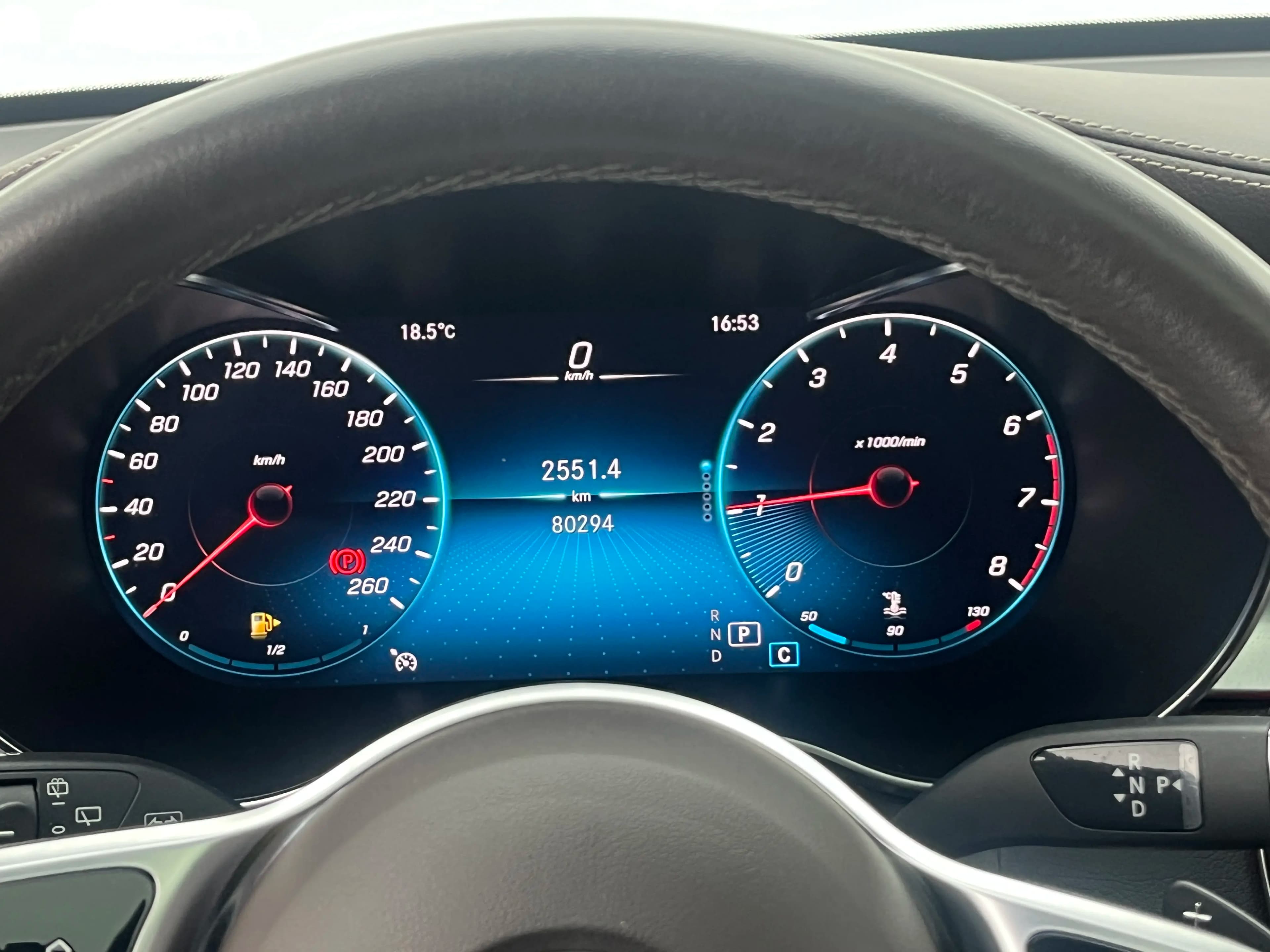 Mercedes-Benz GLC 2022 г. 80300 км. — фото 14