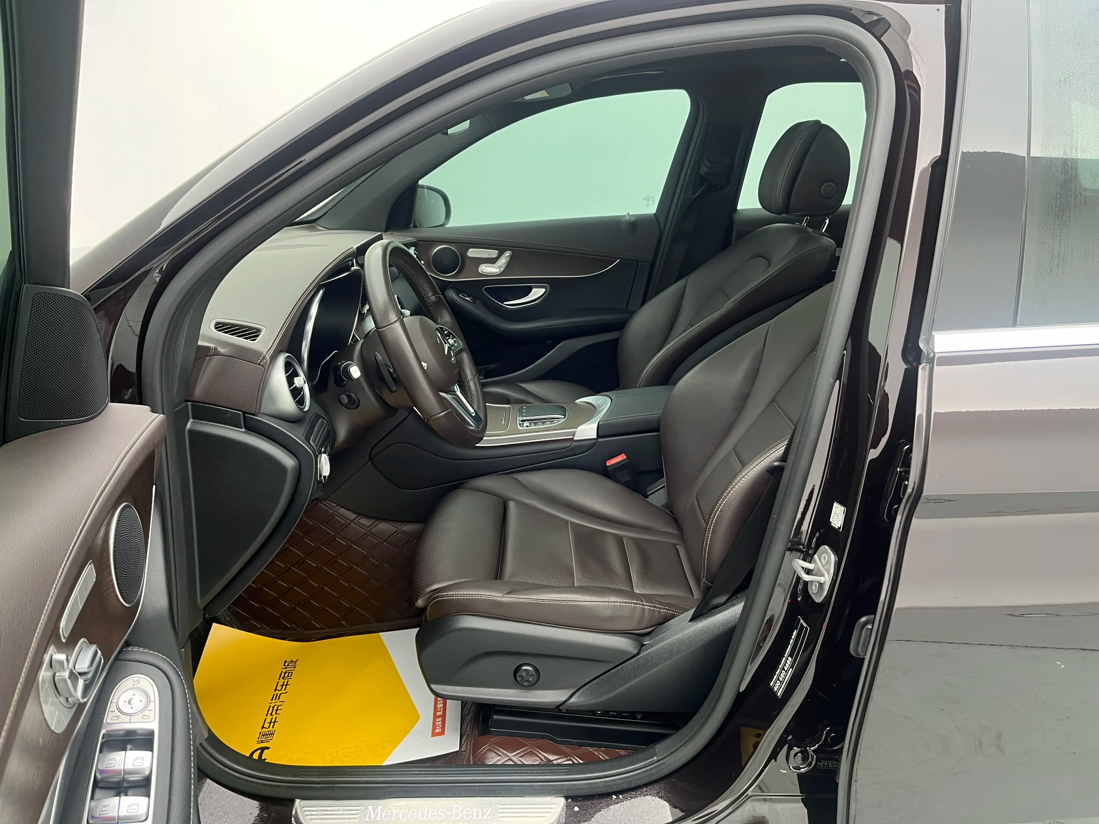 Mercedes-Benz GLC 2022 г. 80300 км. — фото 18