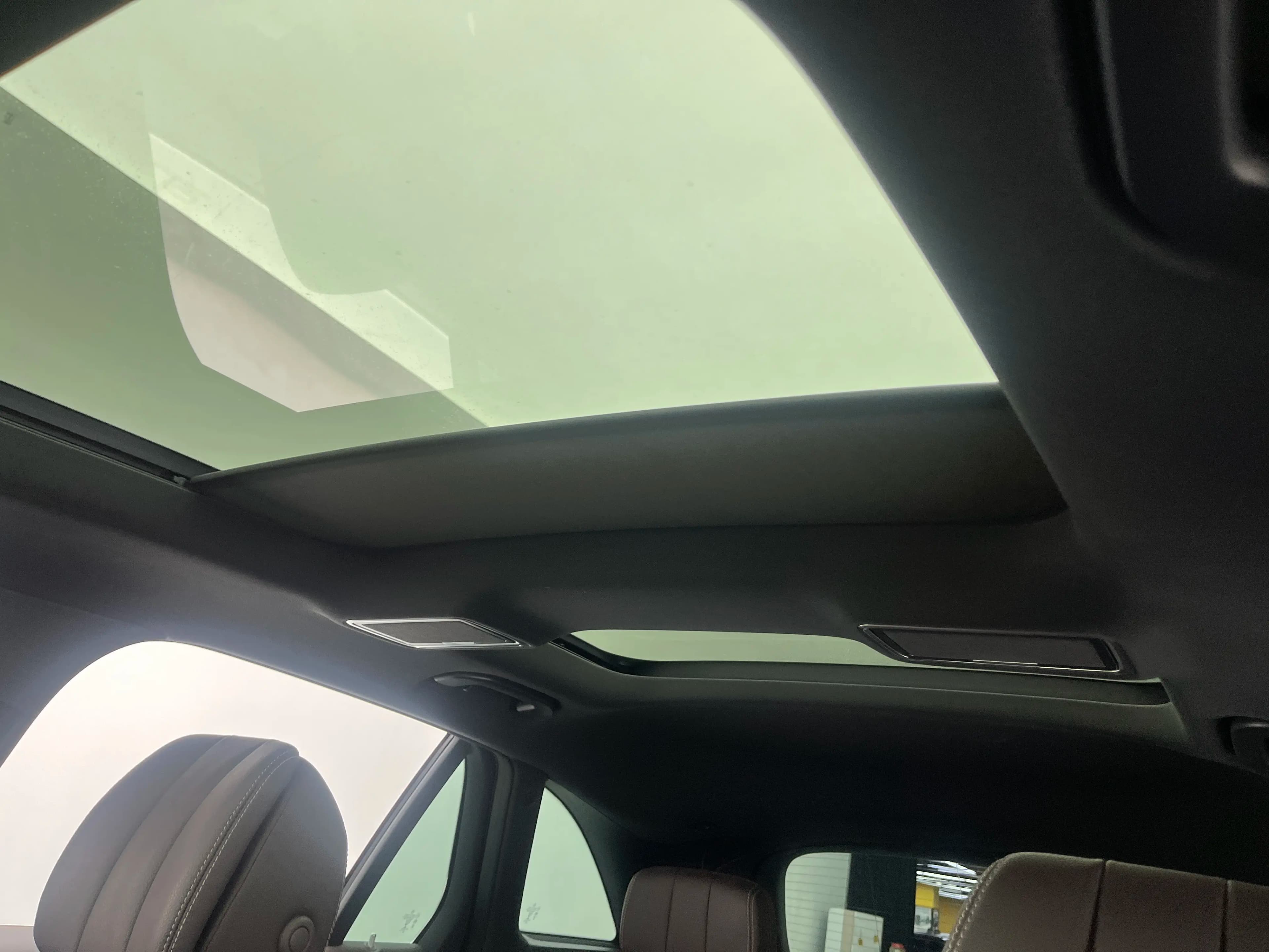 Mercedes-Benz GLC 2022 г. 80300 км. — фото 23