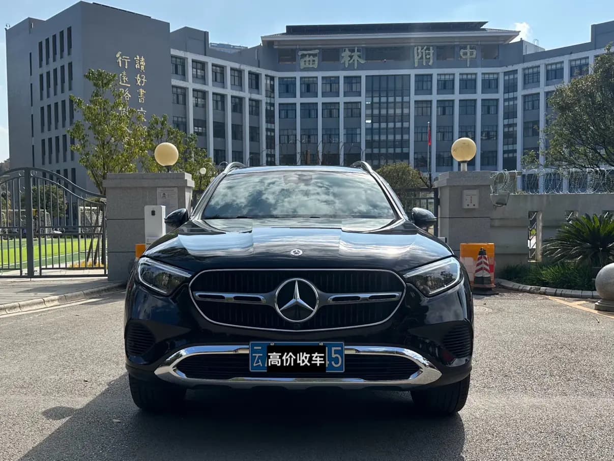Mercedes-Benz GLC 2023 г. 62000 км. — фото 2