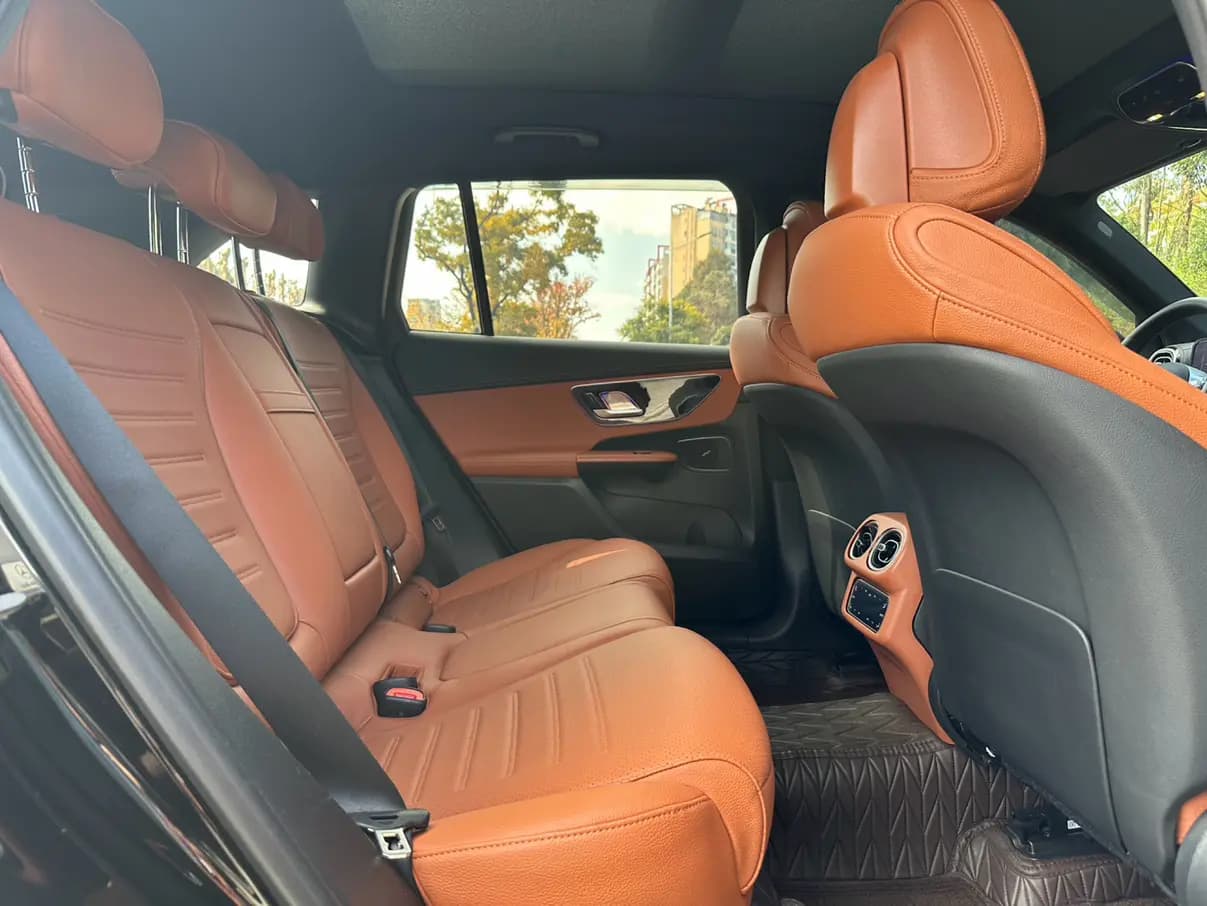 Mercedes-Benz GLC 2023 г. 62000 км. — фото 7