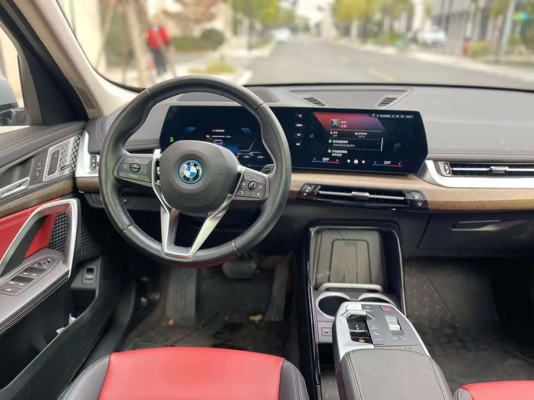 BMW iX1 2023 г. 22089 км. — фото 18