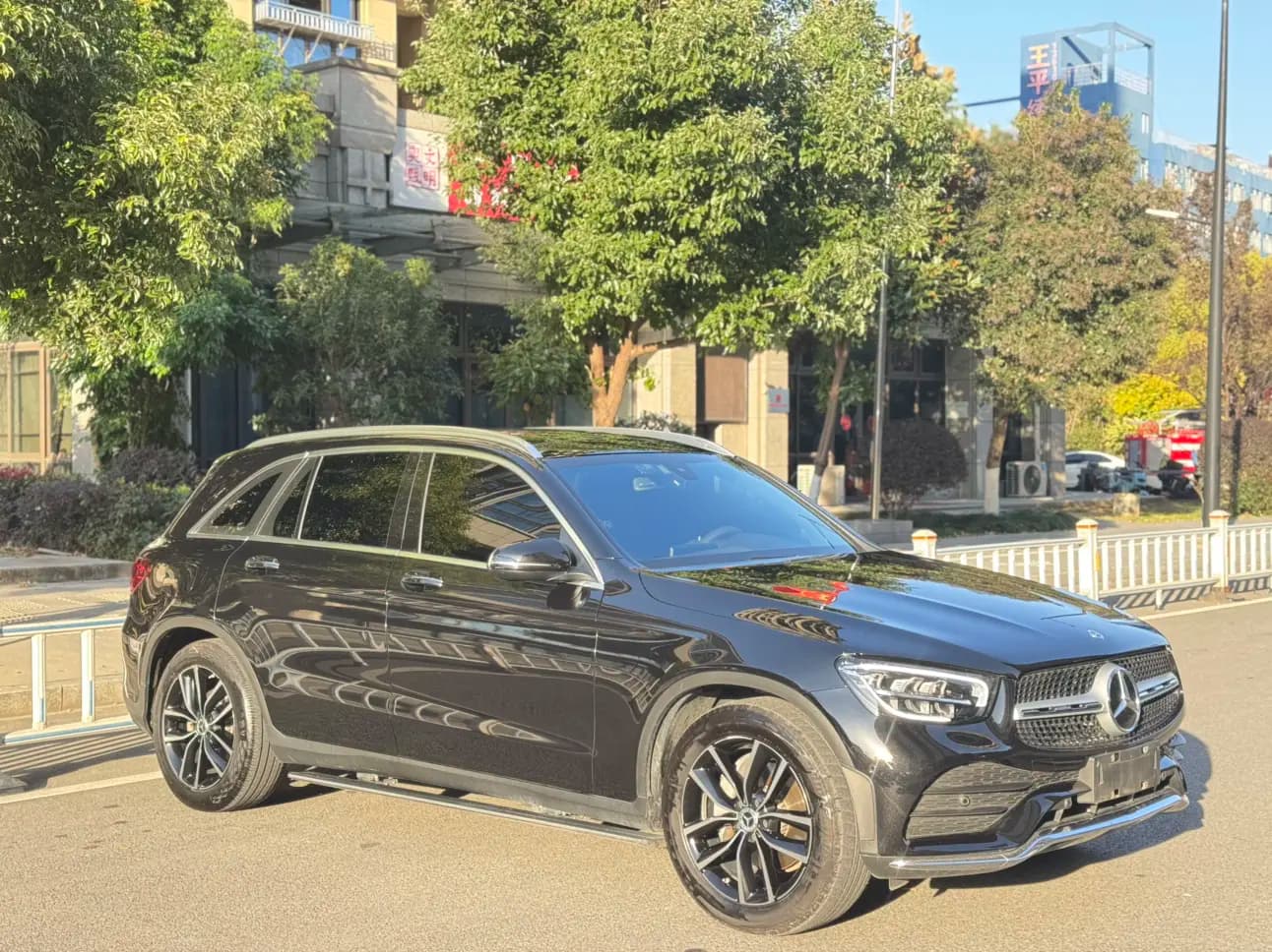 Mercedes-Benz GLC 2022 г. 95800 км. — фото 3