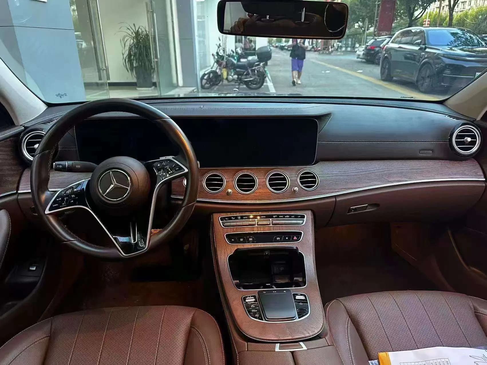 Mercedes-Benz E-Class 2023 г. 37094 км. — фото 7