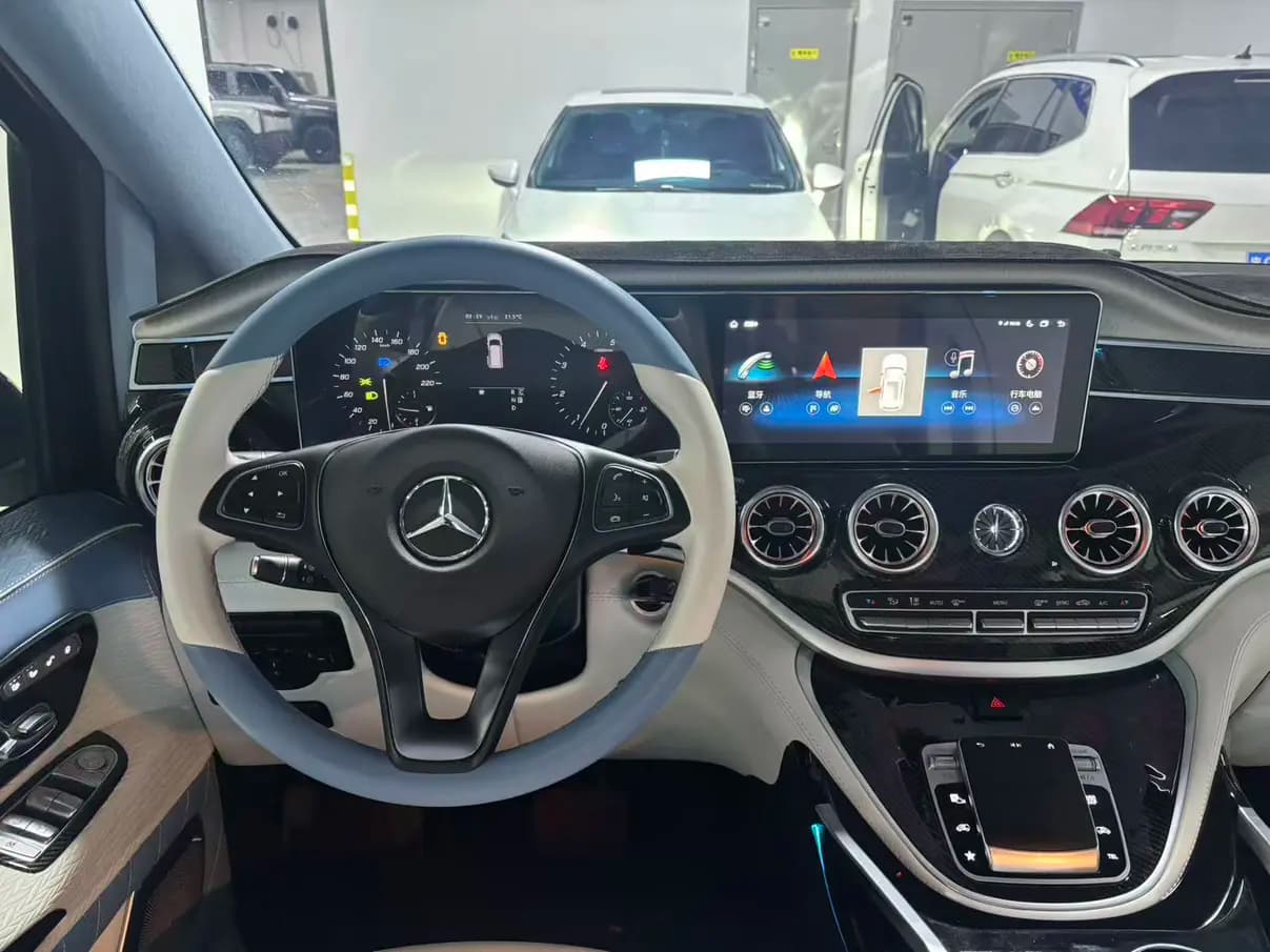 Mercedes-Benz Vito 2022 г. 28055 км. — фото 7