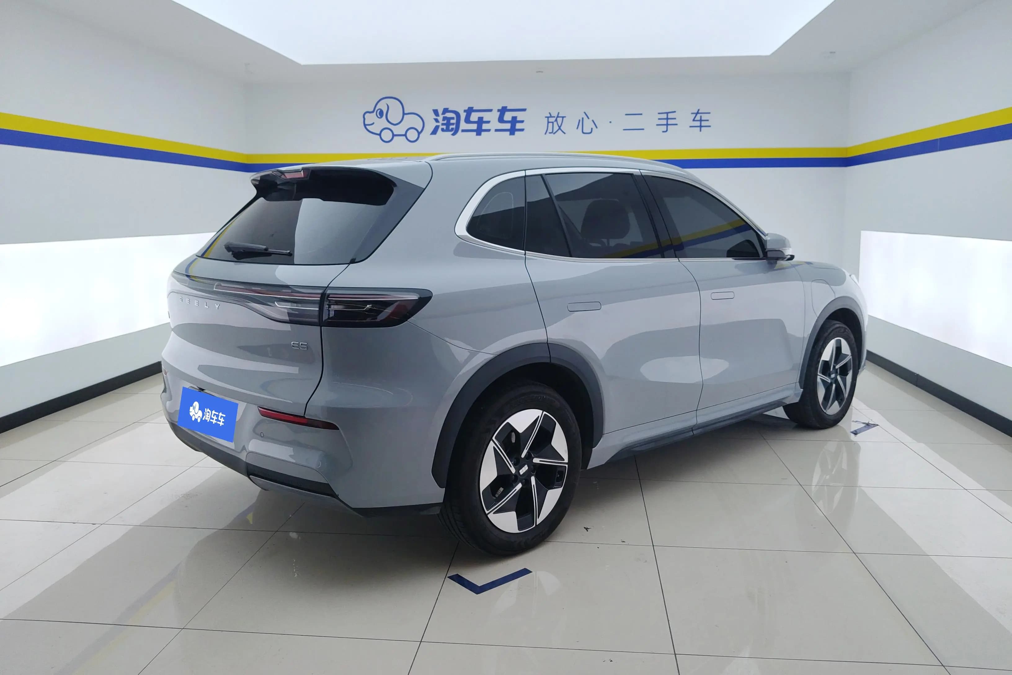Geely Galaxy E5 2025 г. 30364 км. — фото 3