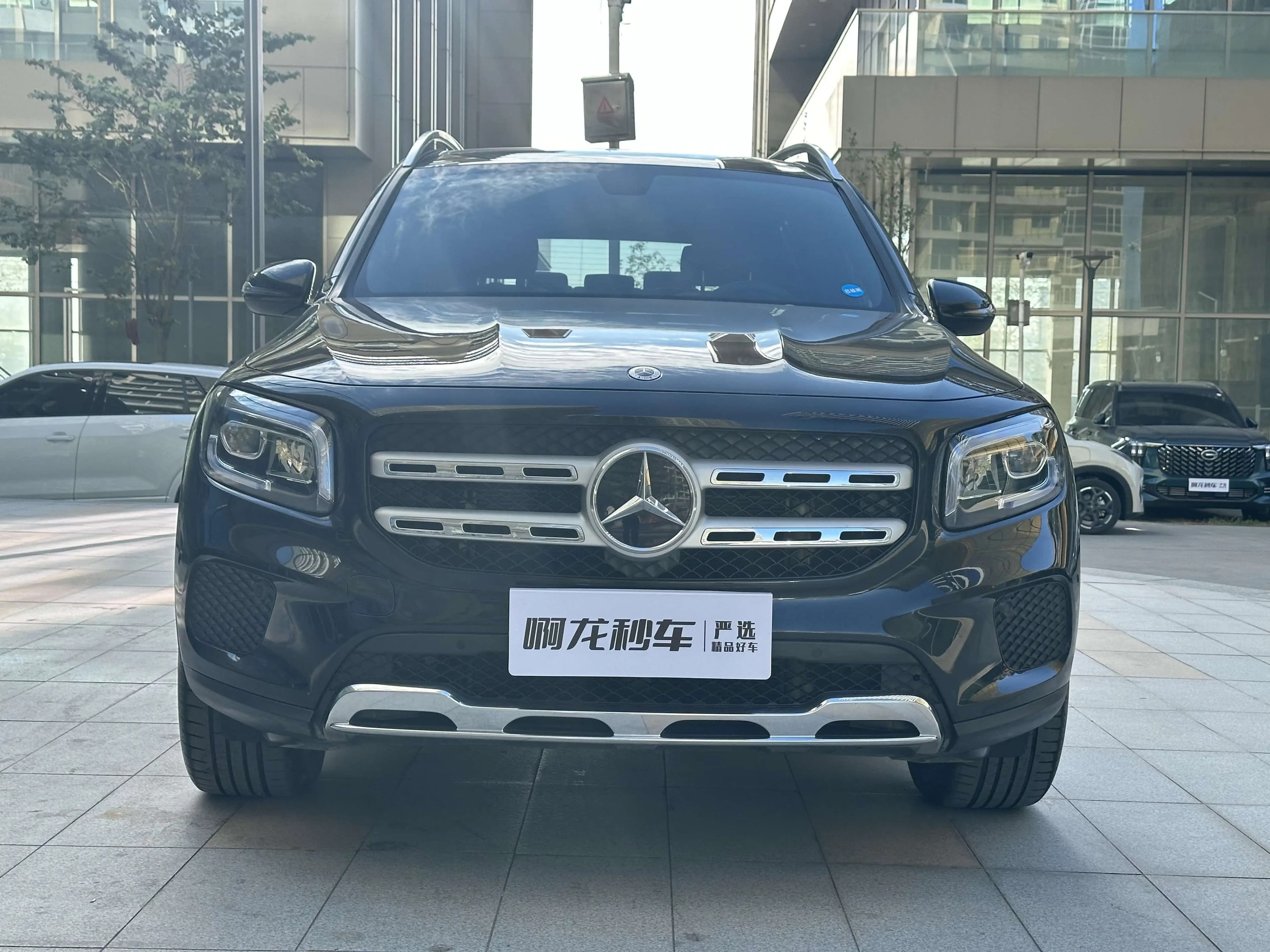 Mercedes-Benz GLB 2022 г. 82273 км. — фото 2
