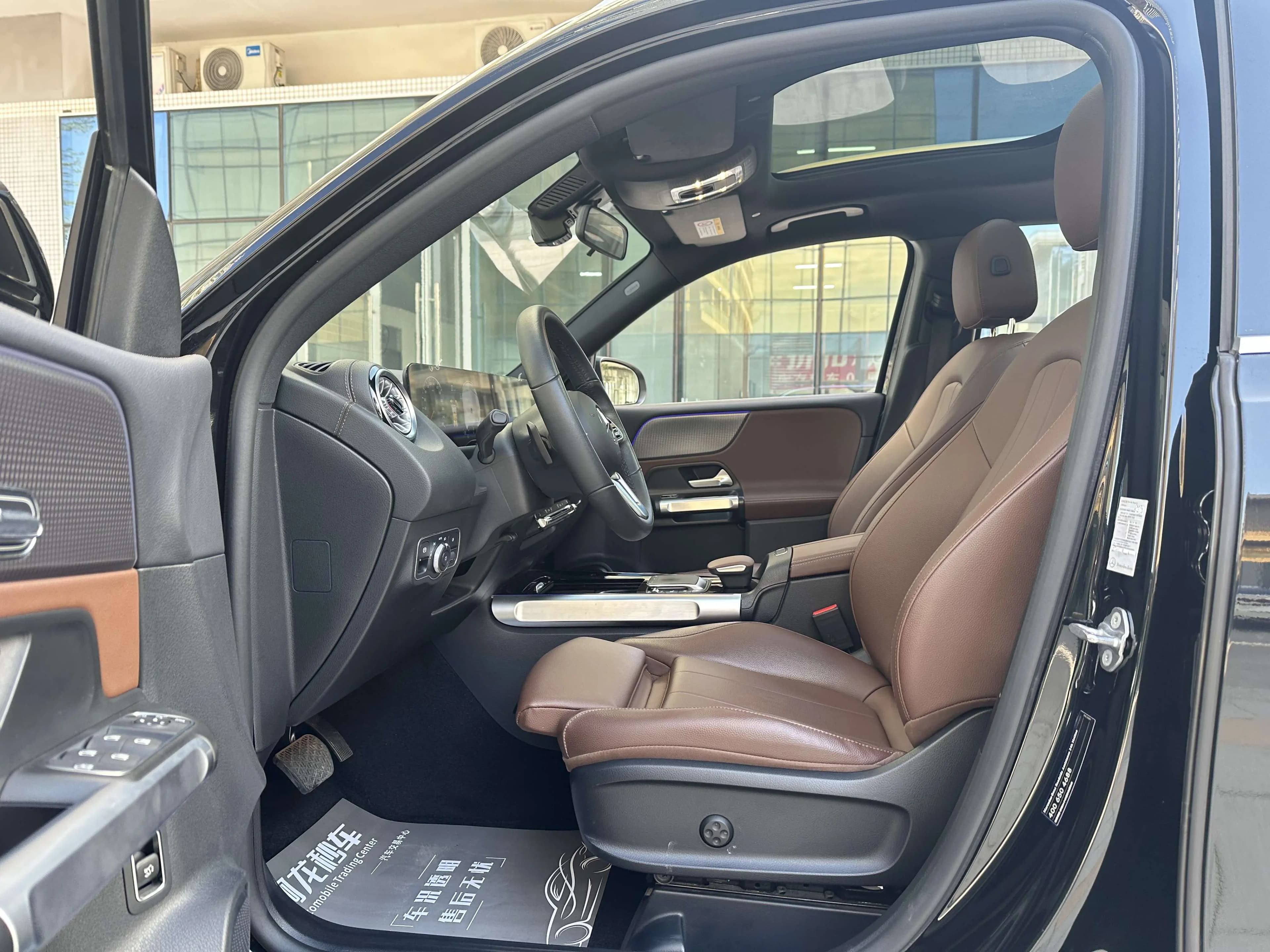 Mercedes-Benz GLB 2022 г. 82273 км. — фото 19