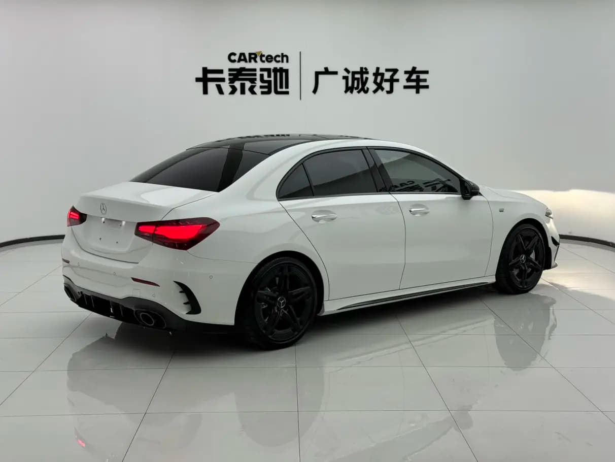 Mercedes-Benz A-Class AMG 2024 г. 16080 км. — фото 6