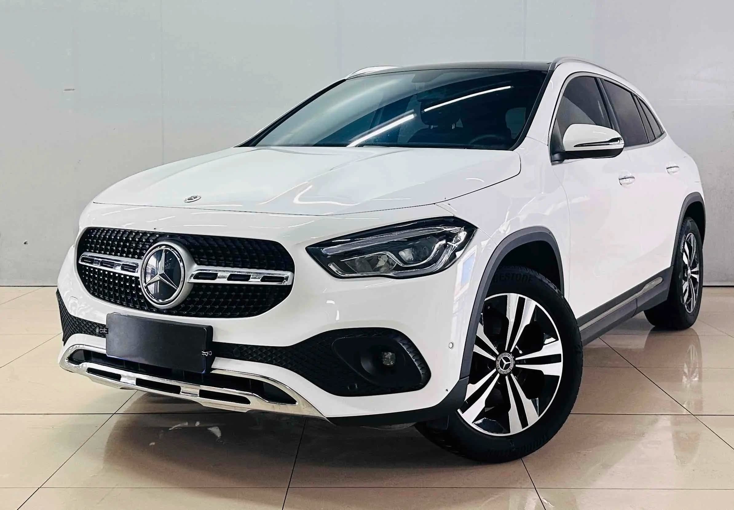 Mercedes-Benz GLA 2021 г. 61040 км.