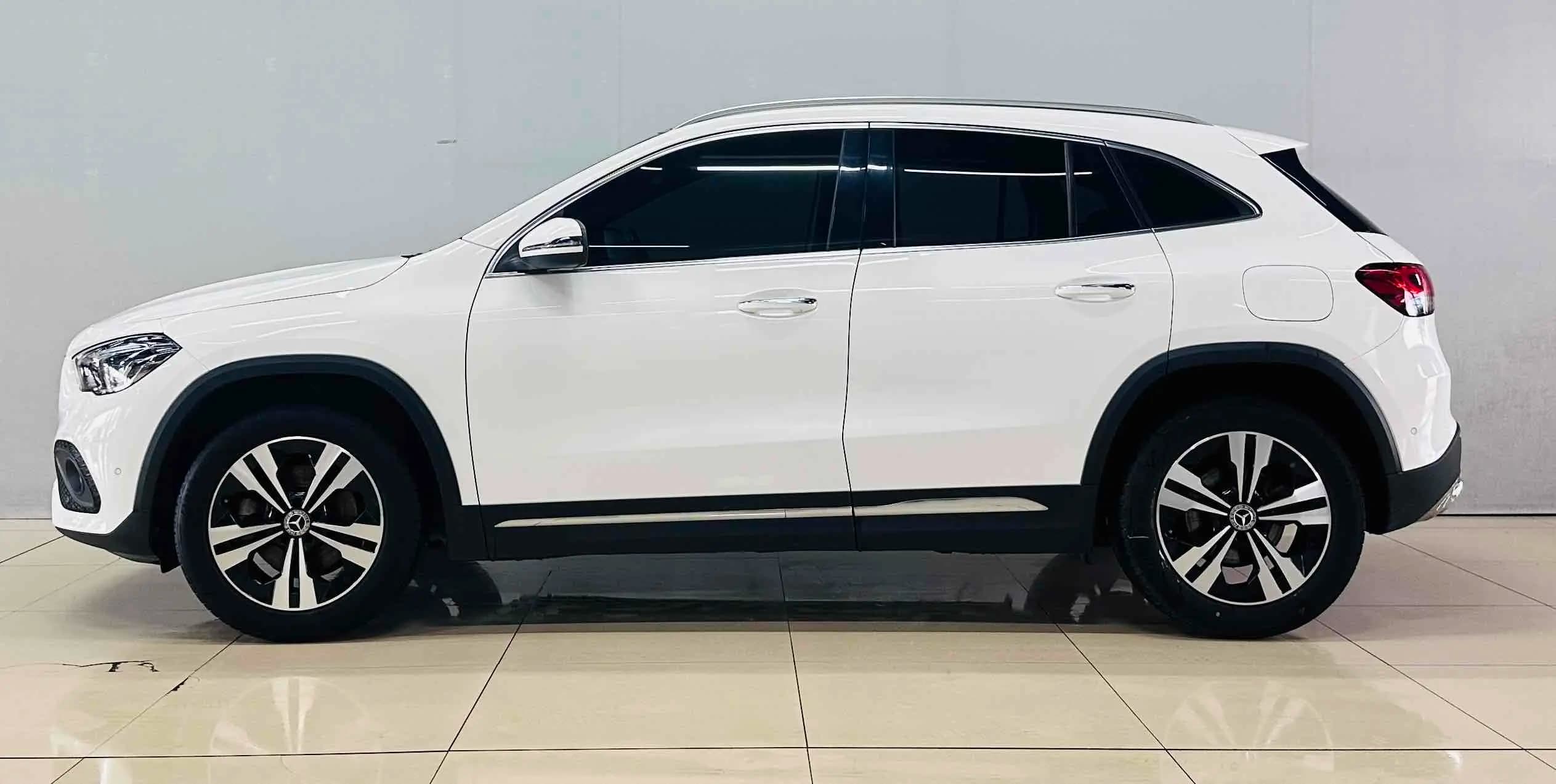 Mercedes-Benz GLA 2021 г. 61040 км. — фото 3