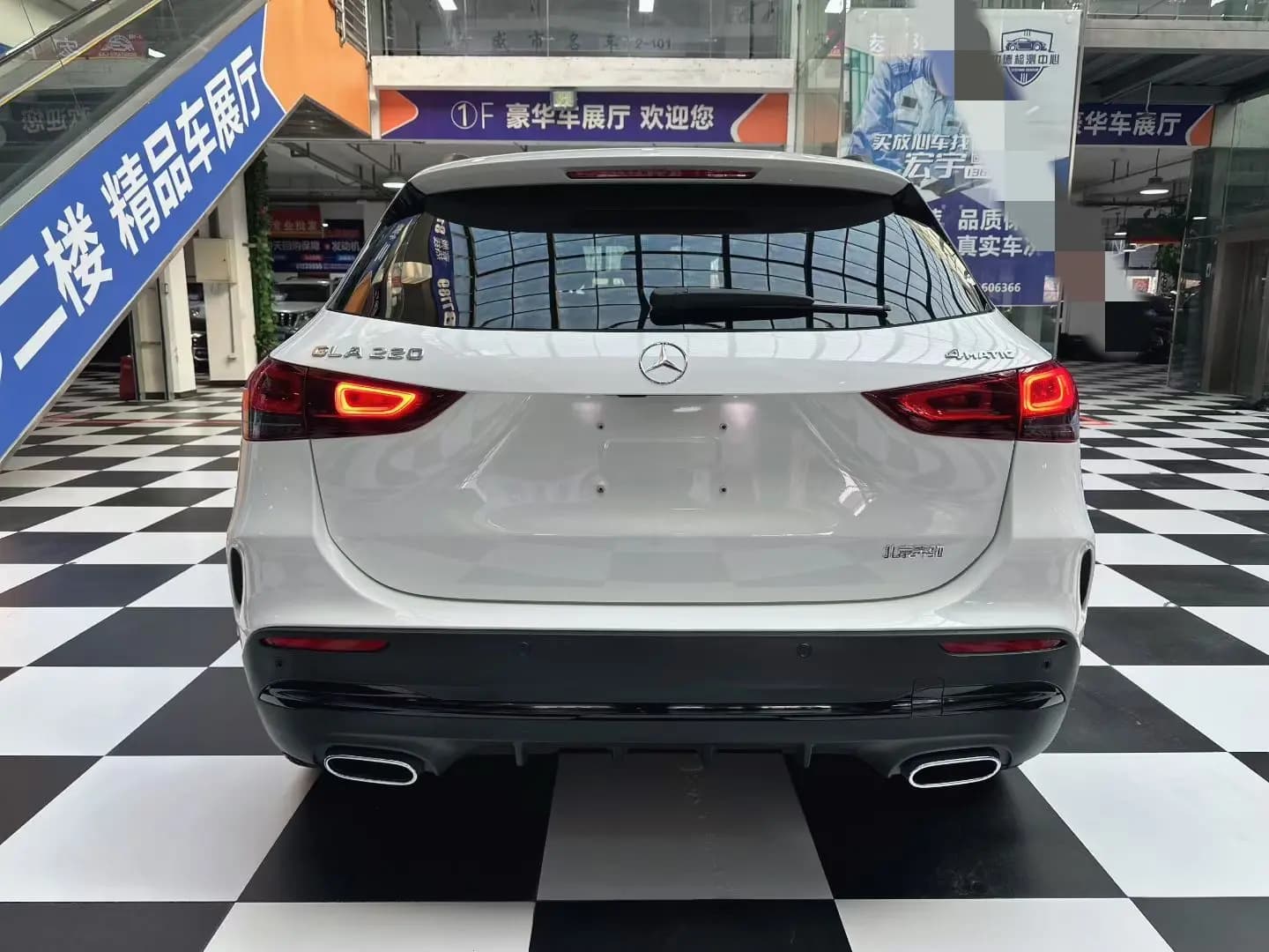 Mercedes-Benz GLA 2022 г. 30042 км. — фото 3
