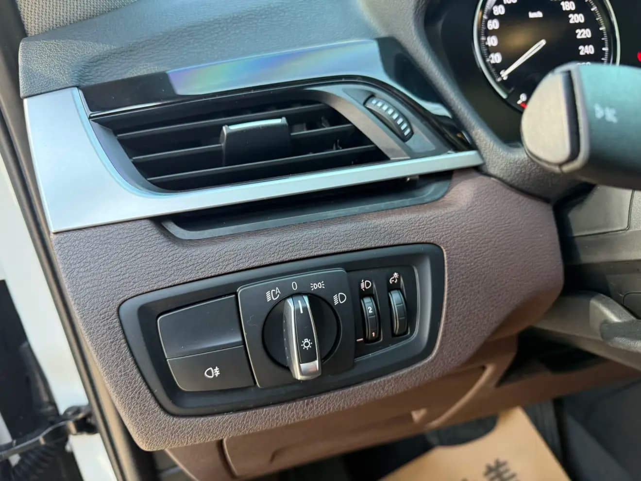 BMW X1 2022 г. 38135 км. — фото 31