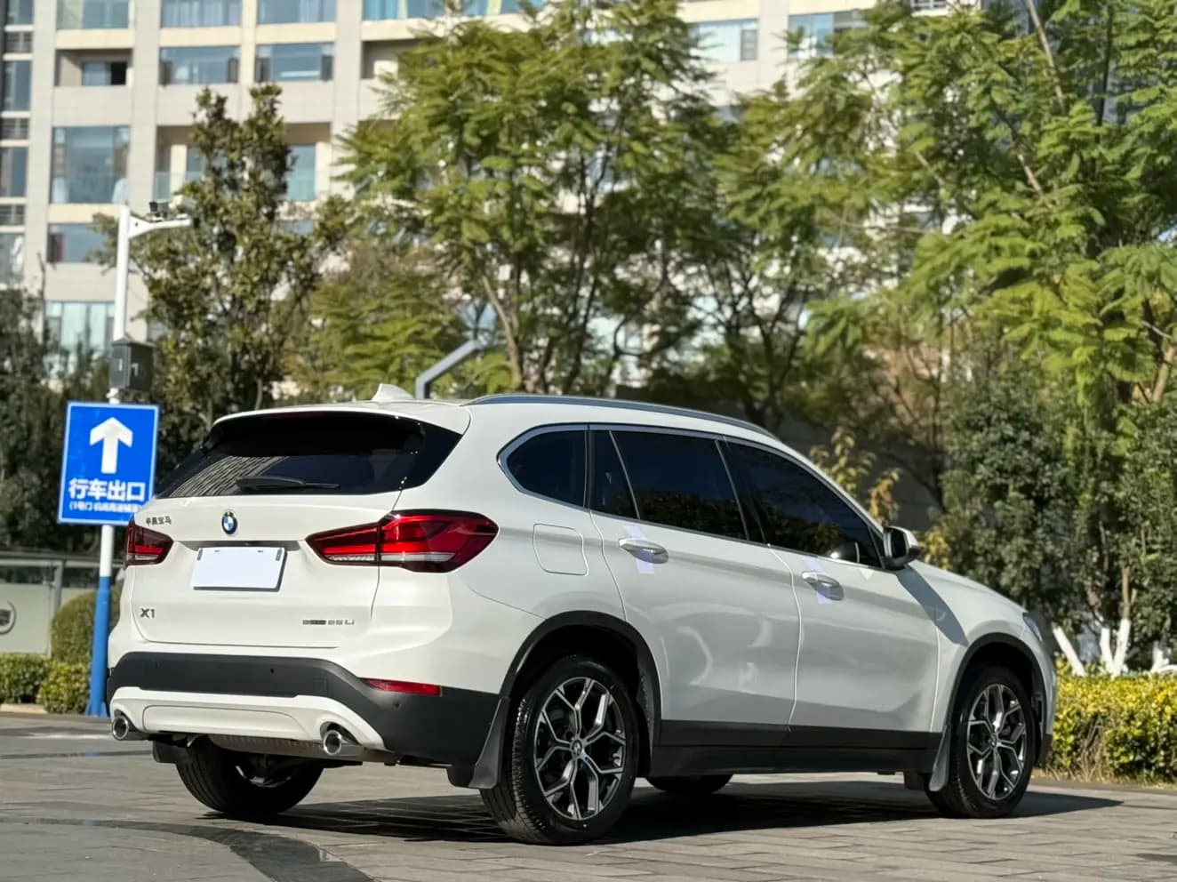 BMW X1 2022 г. 38135 км. — фото 7