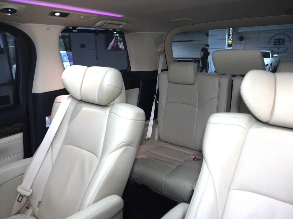 Toyota Alphard 2021 г. 57145 км. — фото 23