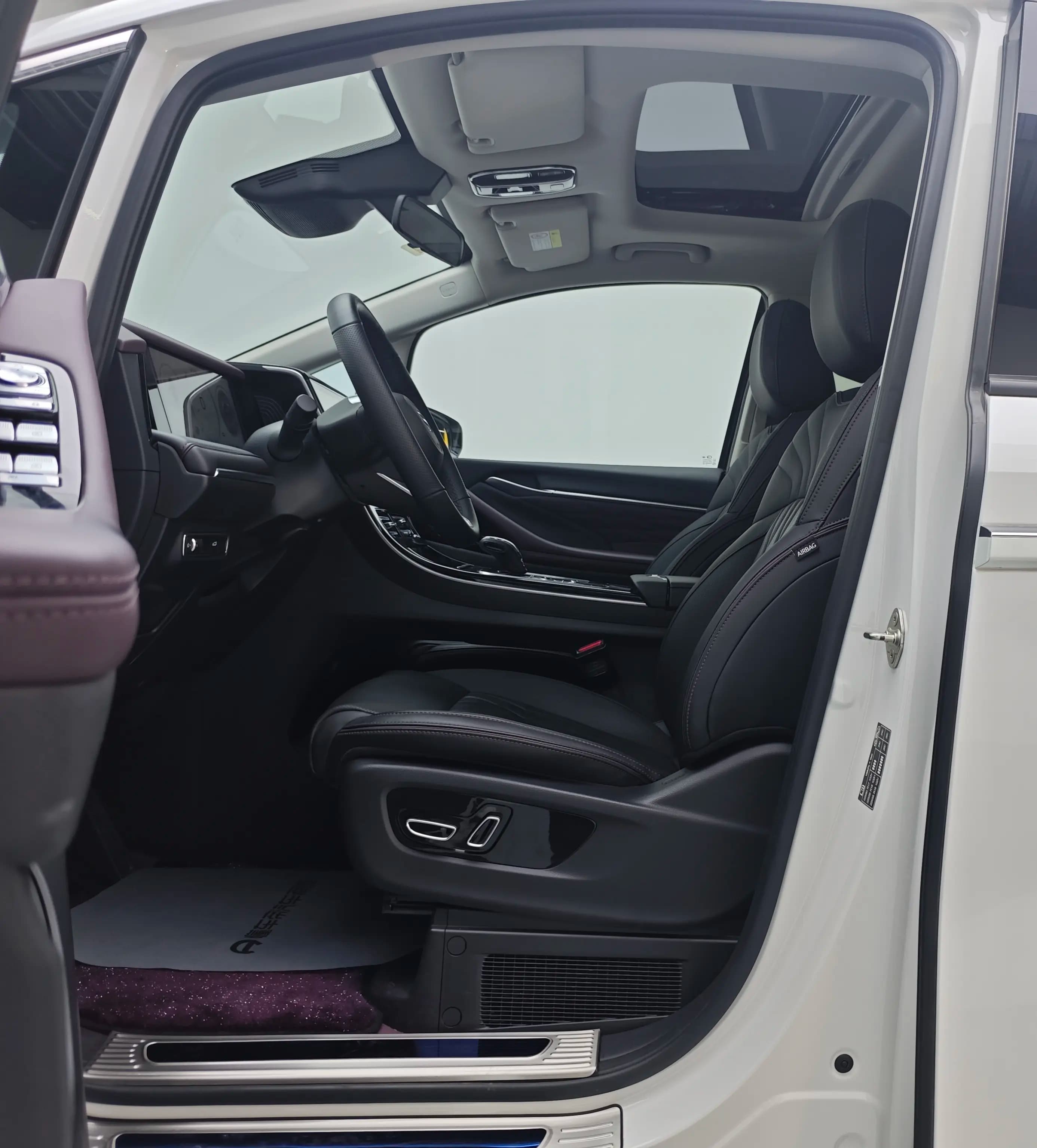 GAC Trumpchi M8 2024 г. 26977 км. — фото 17