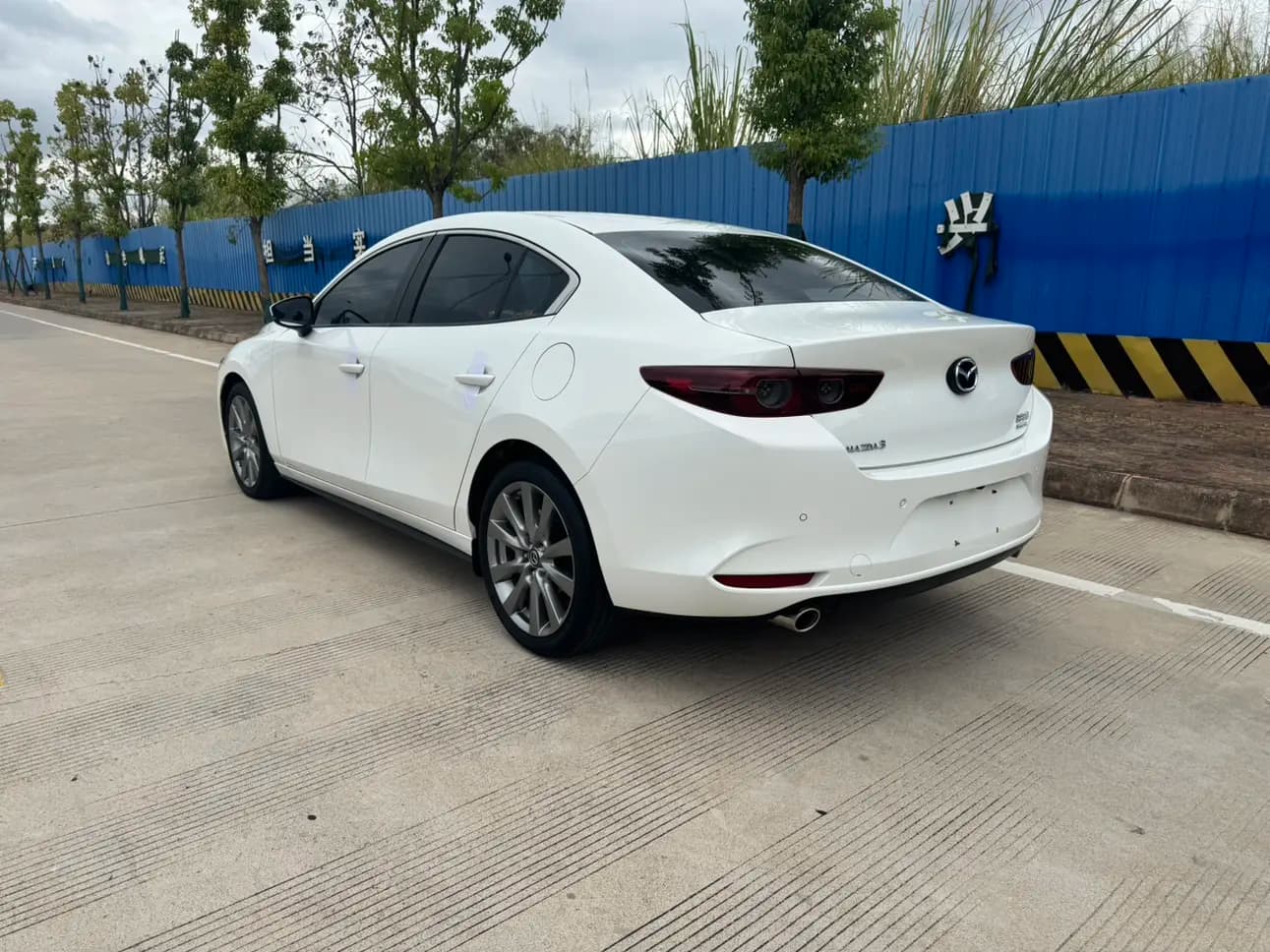 Mazda Axela 2022 г. 51133 км. — фото 4