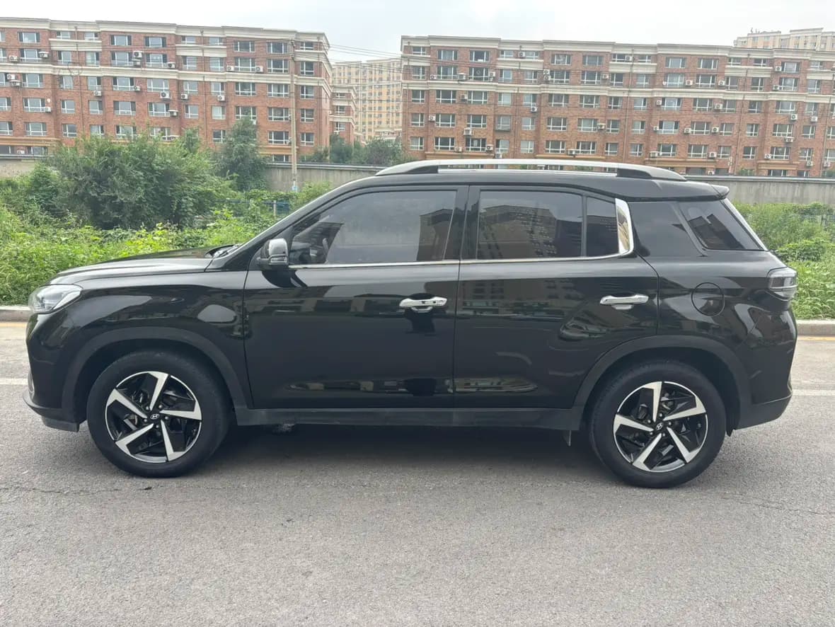 Hyundai ix35 2023 г. 39095 км. — фото 4