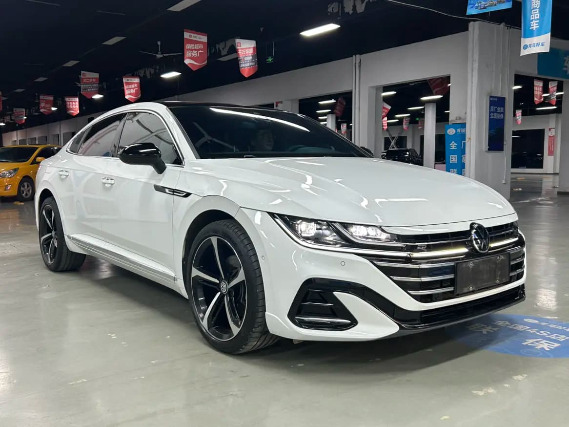 Volkswagen Arteon 2023 г. 33104 км. — фото 2