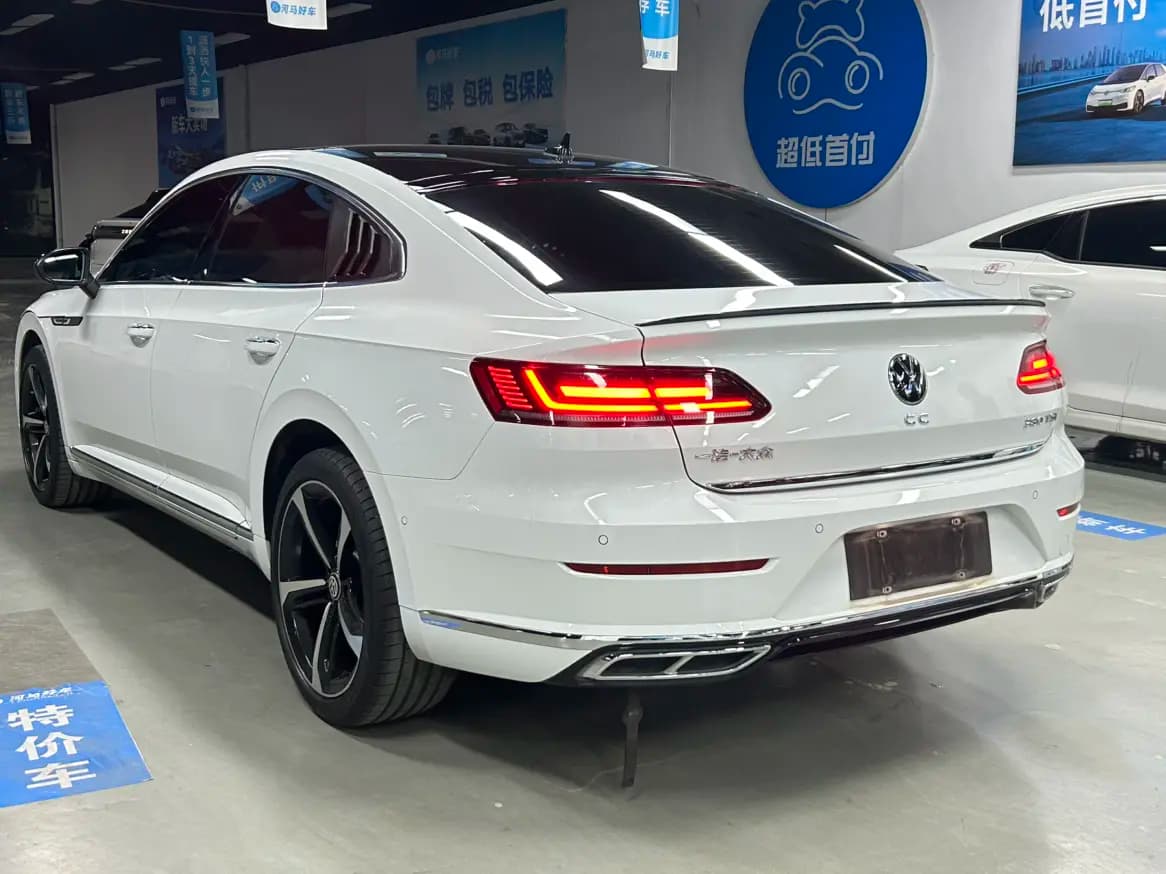 Volkswagen Arteon 2023 г. 33104 км. — фото 4