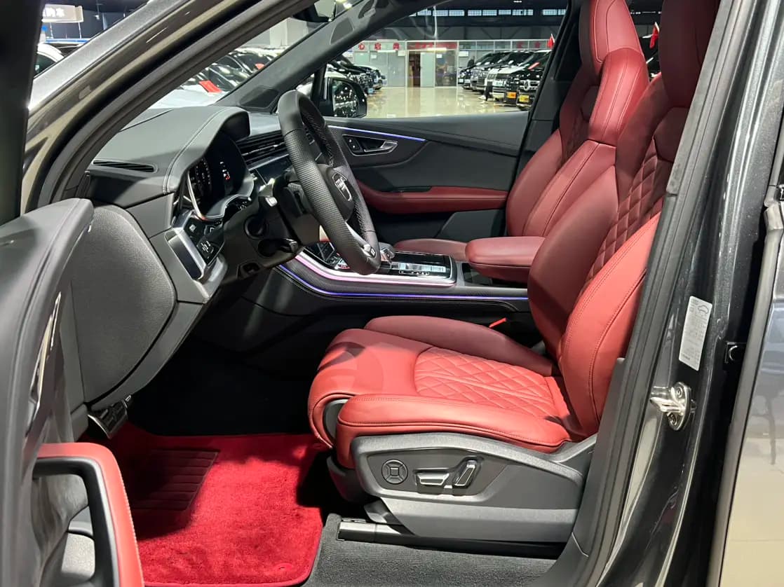 Audi SQ7 2024 г. 21142 км. — фото 20