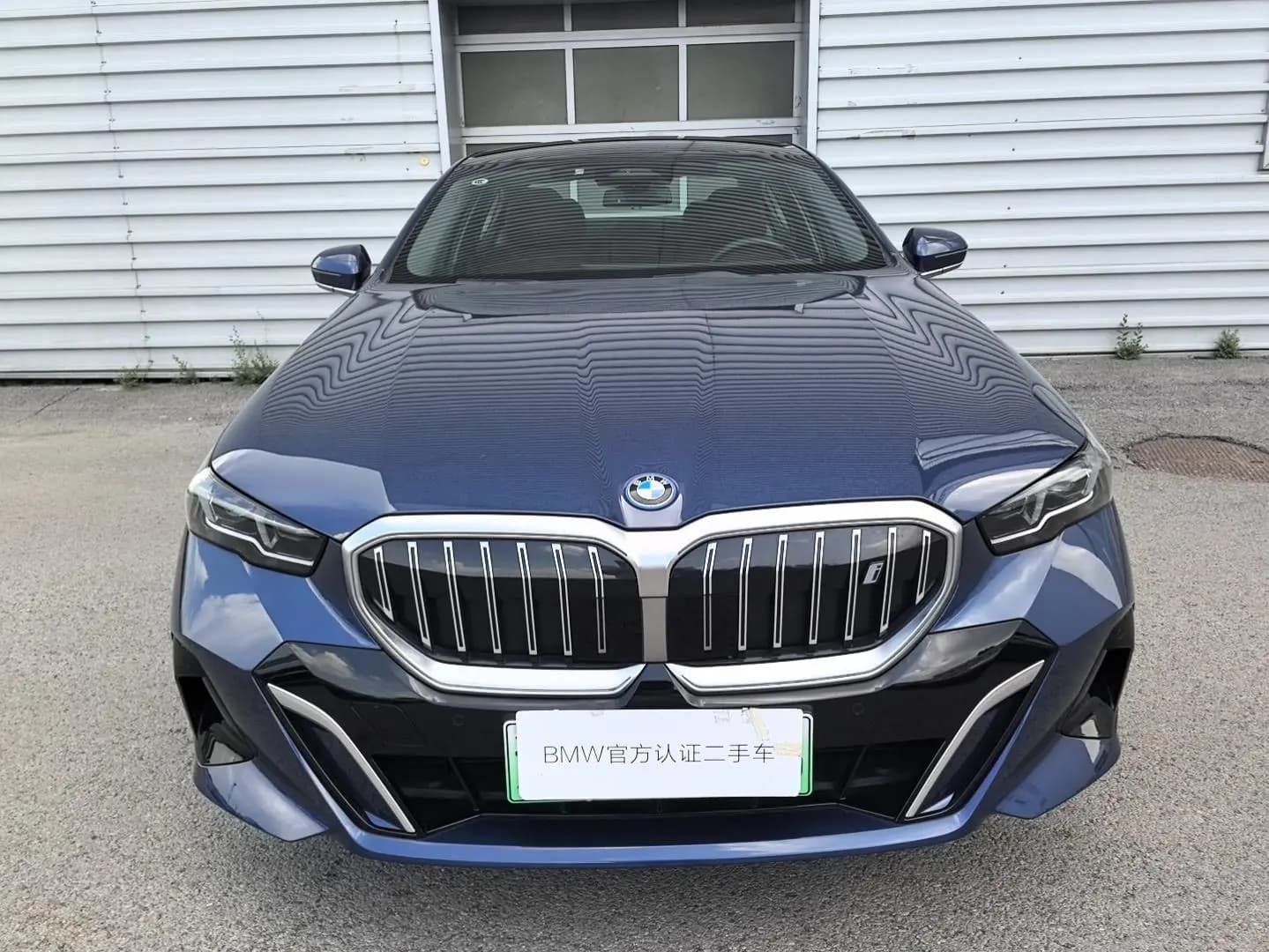 BMW i5 2024 г. 8865 км. — фото 2