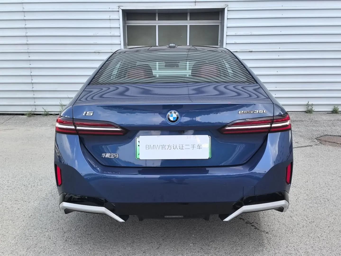 BMW i5 2024 г. 8865 км. — фото 4