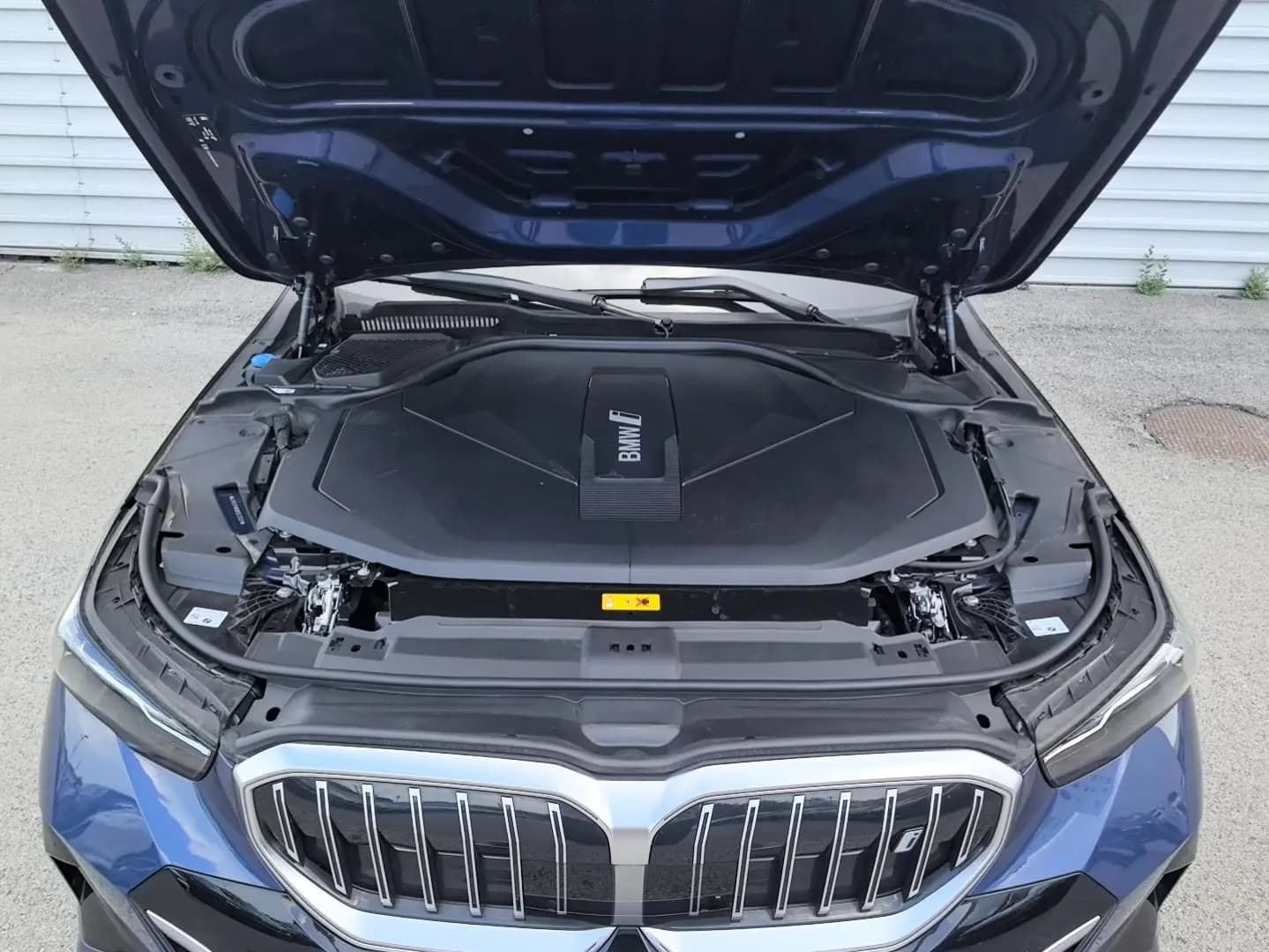BMW i5 2024 г. 8865 км. — фото 6