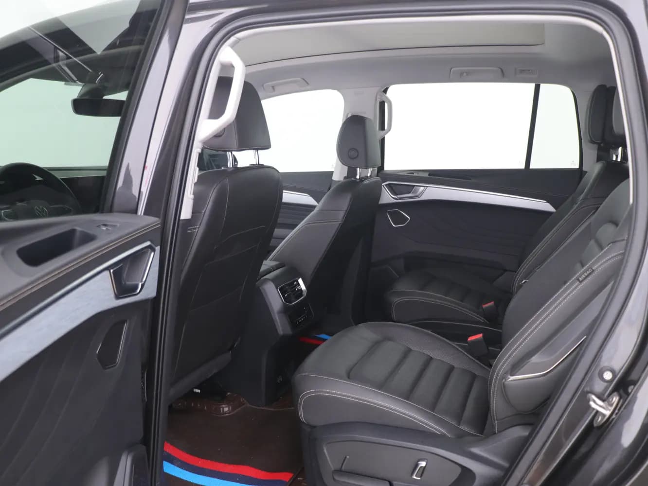 Volkswagen Talagon 2022 г. 66008 км. — фото 12