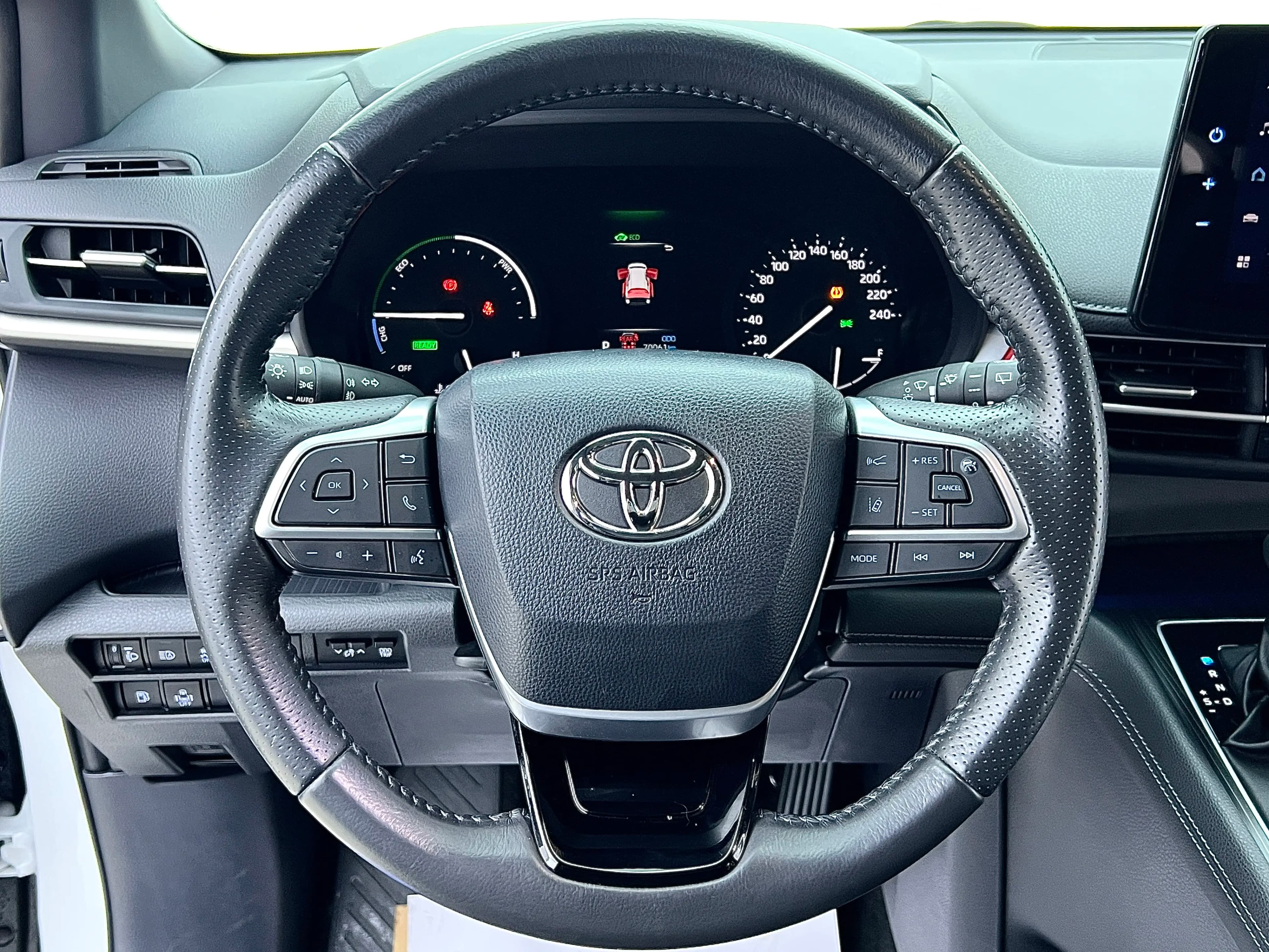 Toyota Sienna 2022 г. 70043 км. — фото 17
