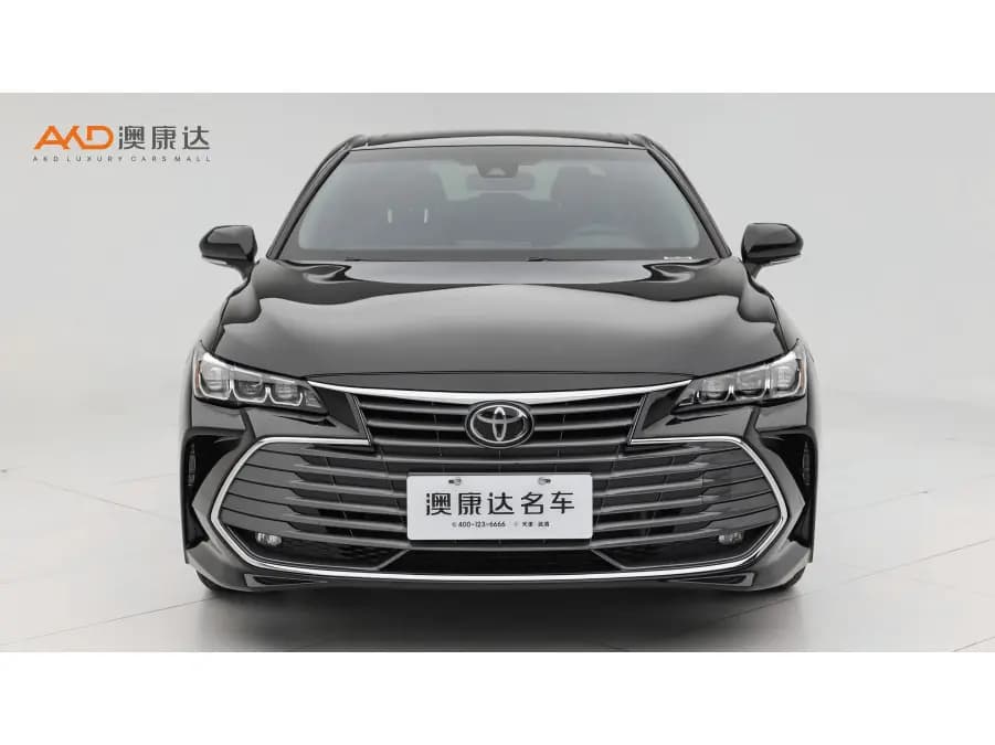 Toyota Avalon 2022 г. 24403 км. — фото 2