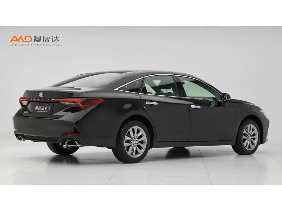 Toyota Avalon 2022 г. 24403 км. — фото 4
