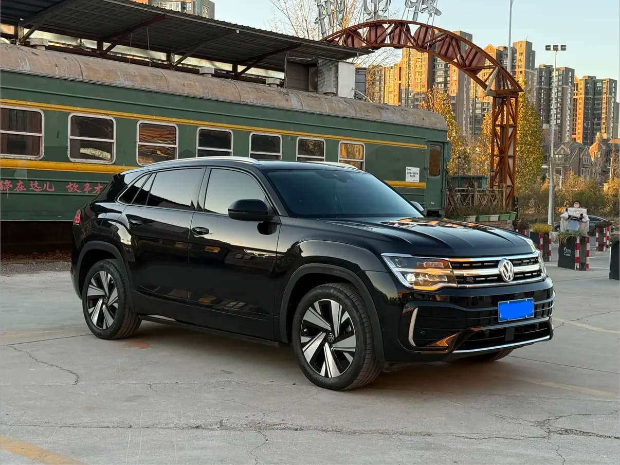 Volkswagen Teramont 2023 г. 55130 км. — фото 2