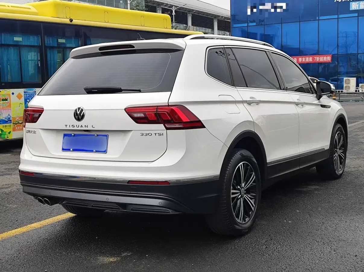 Volkswagen Tiguan L 2021 г. 45021 км. — фото 6